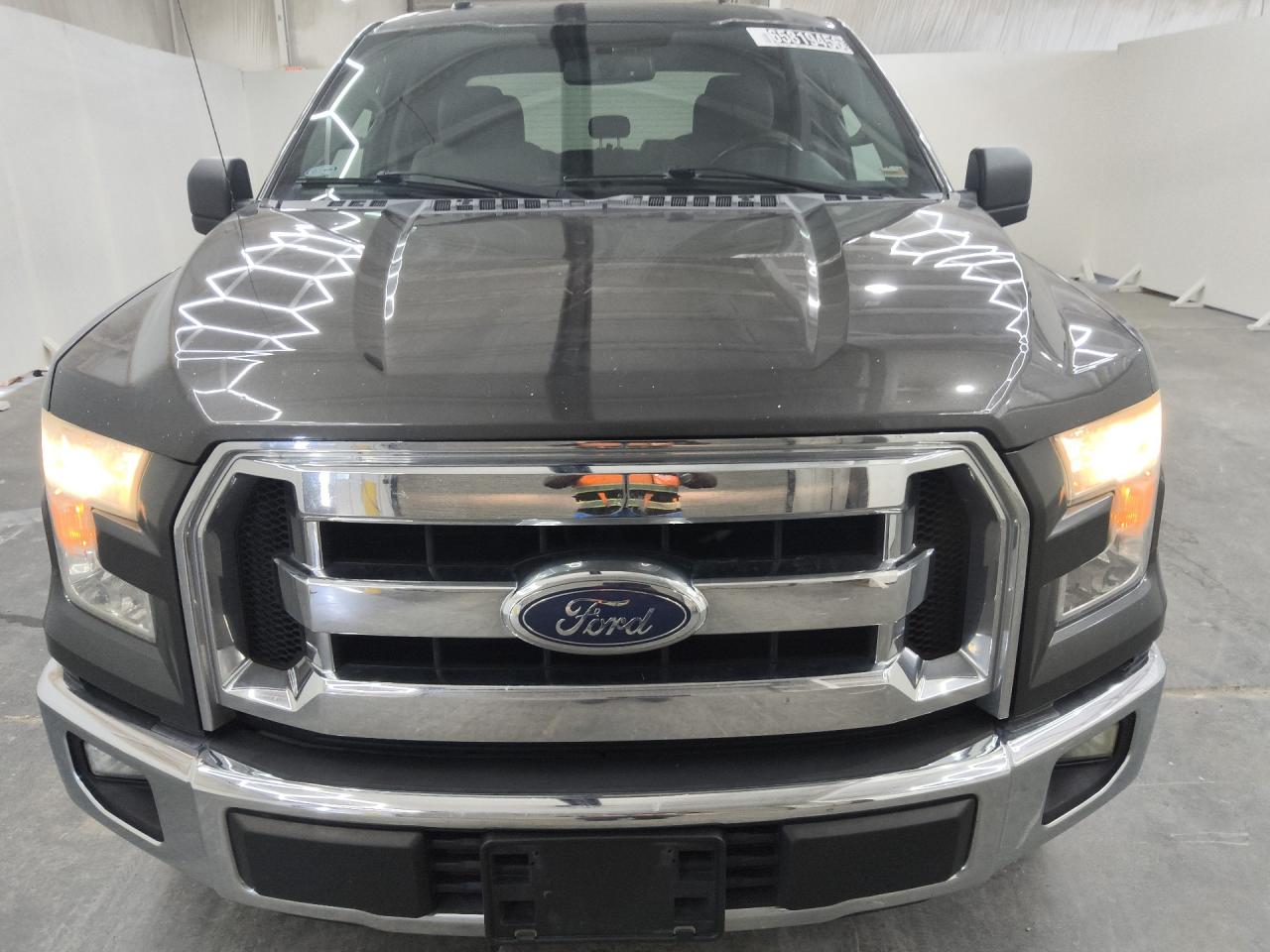 2015 Ford F150 Super Cab Gray vin: 1FTEX1C84FKF24189 Damage: Left Head Lamp, Faded, Acceptable
