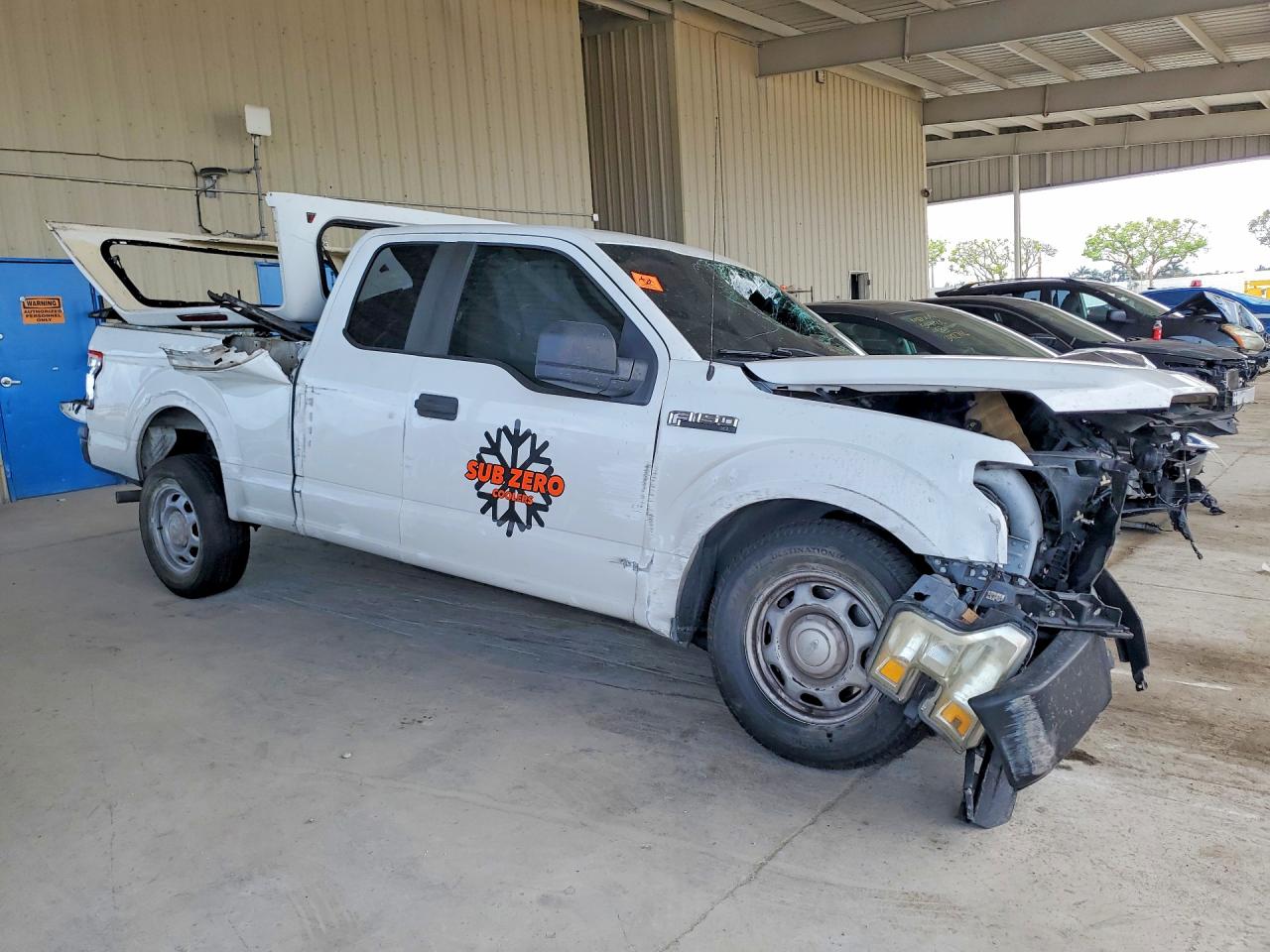 2016 Ford F150 Super Cab White vin: 1FTEX1C86GFA97625