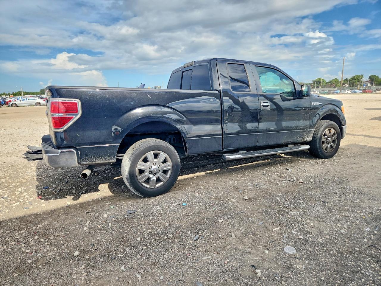 2010 Ford F150 Super Cab Black vin: 1FTEX1C87AKB48709