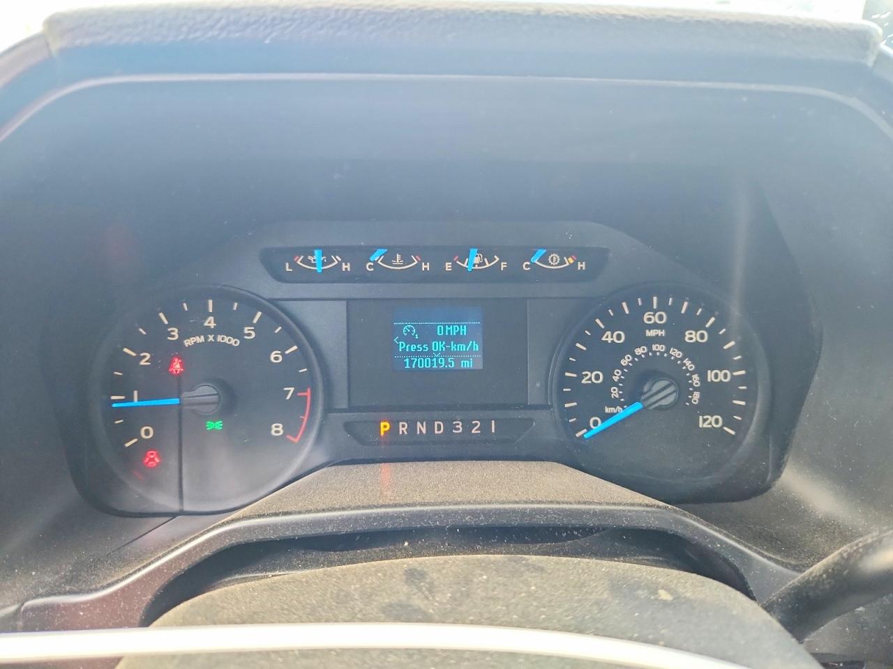 2015 Ford F150 Super Cab White vin: 1FTEX1C87FFB62982