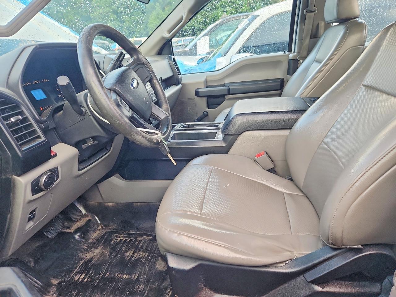 2015 Ford F150 Super Cab White vin: 1FTEX1C87FFB62982