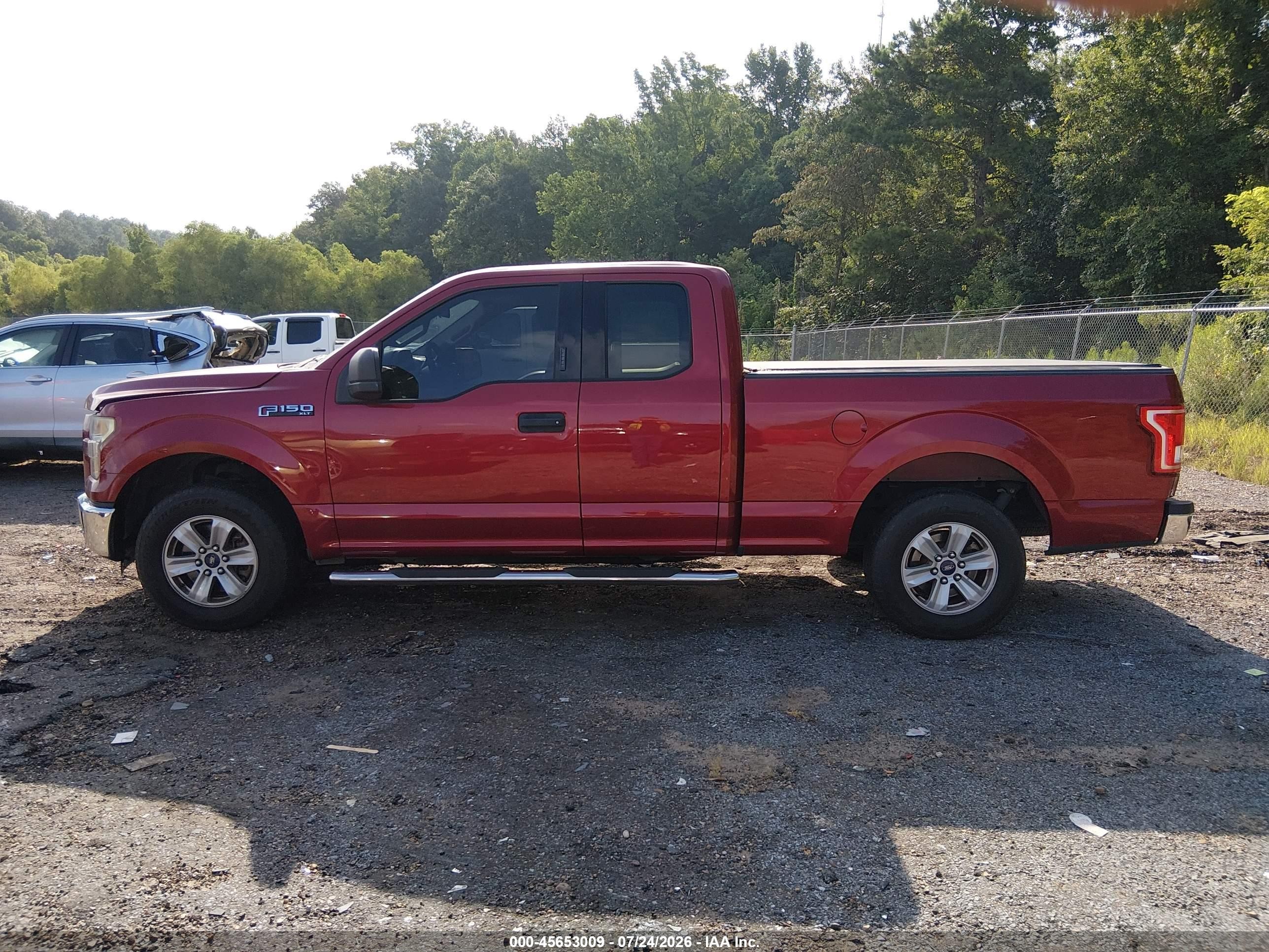 2015 Ford F-150 Xlt Red vin: 1FTEX1C88FKE97594