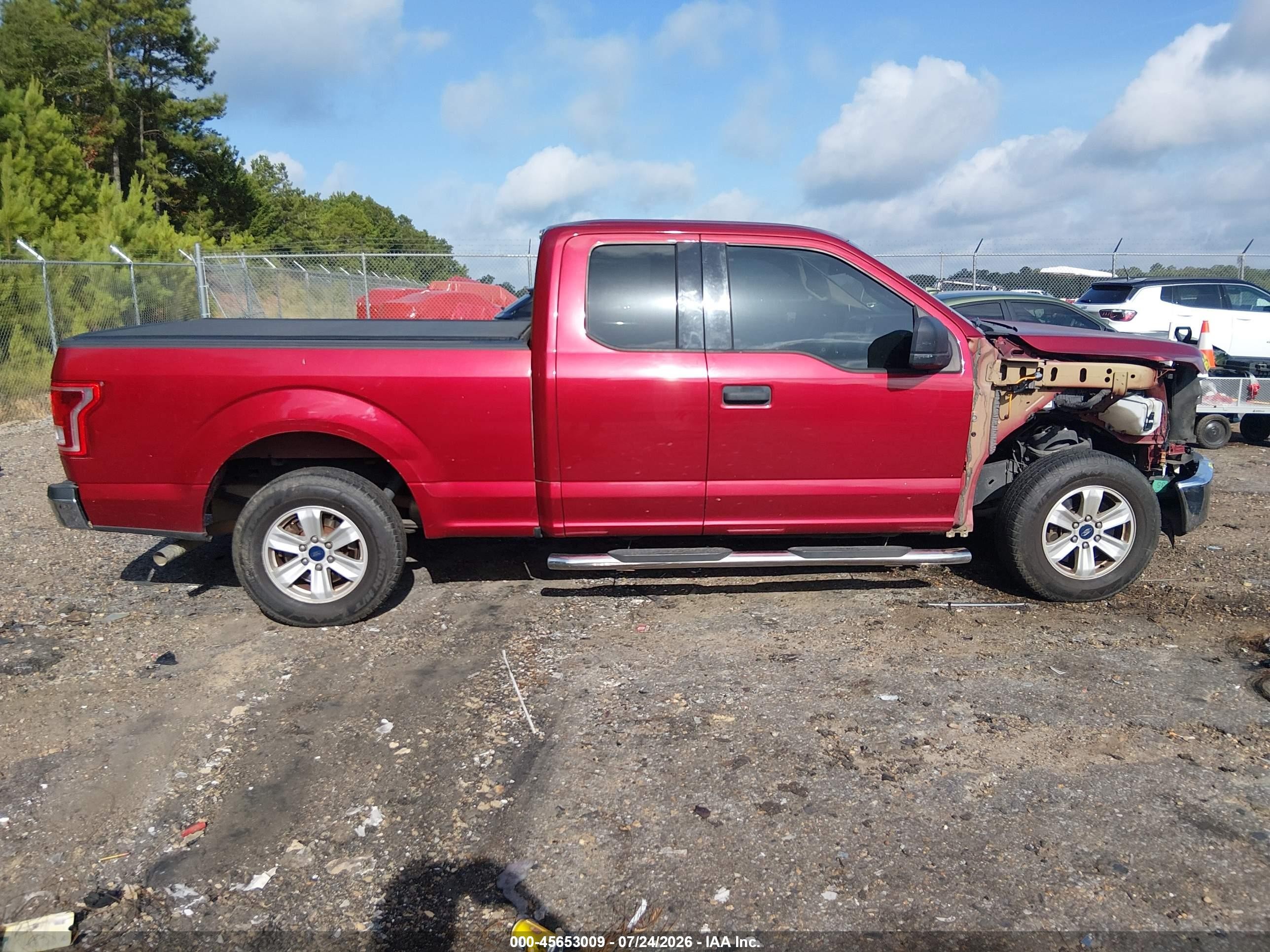 2015 Ford F-150 Xlt Red vin: 1FTEX1C88FKE97594