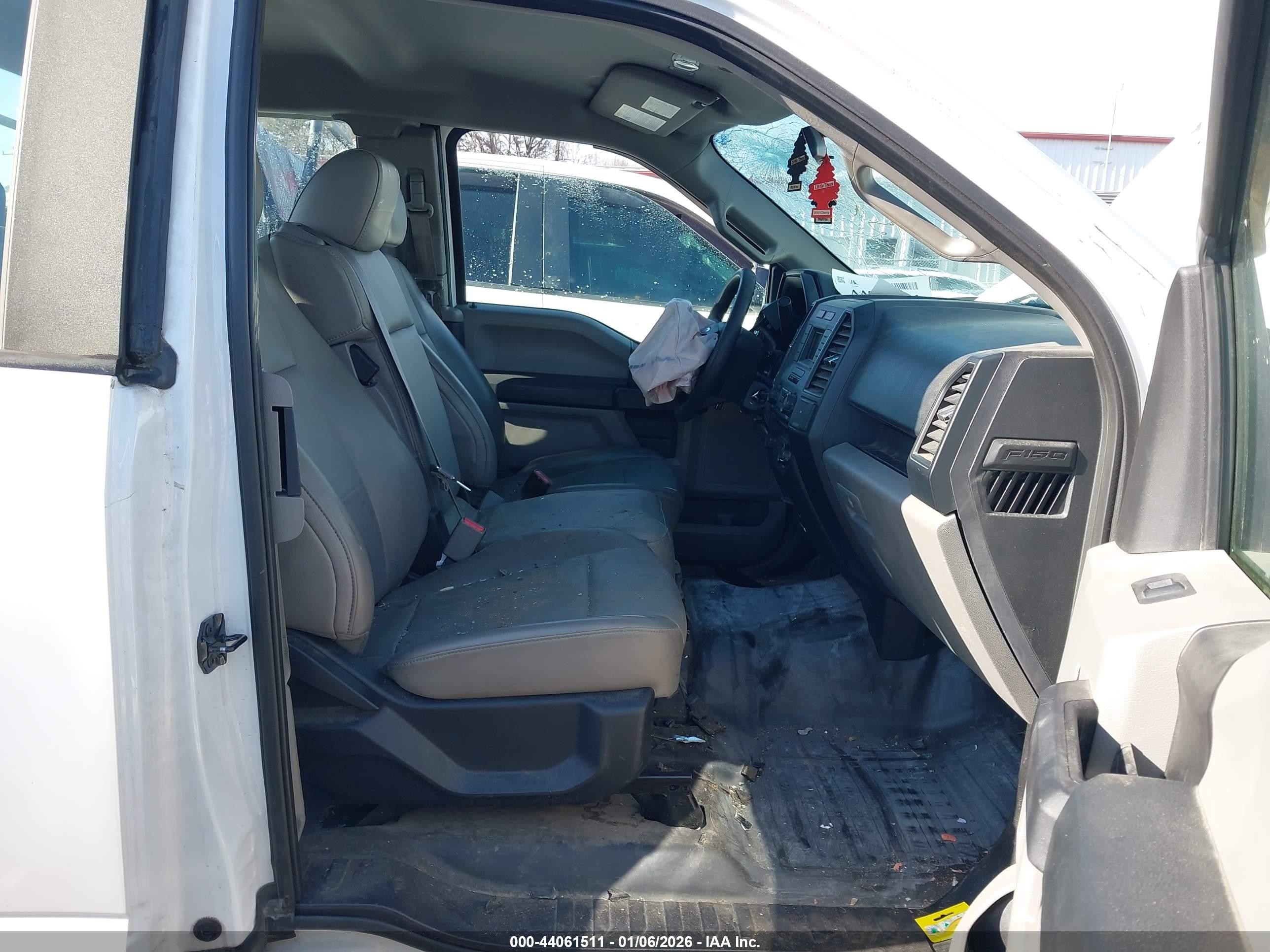 2015 Ford F-150 Xl White vin: 1FTEX1C88FKF19691