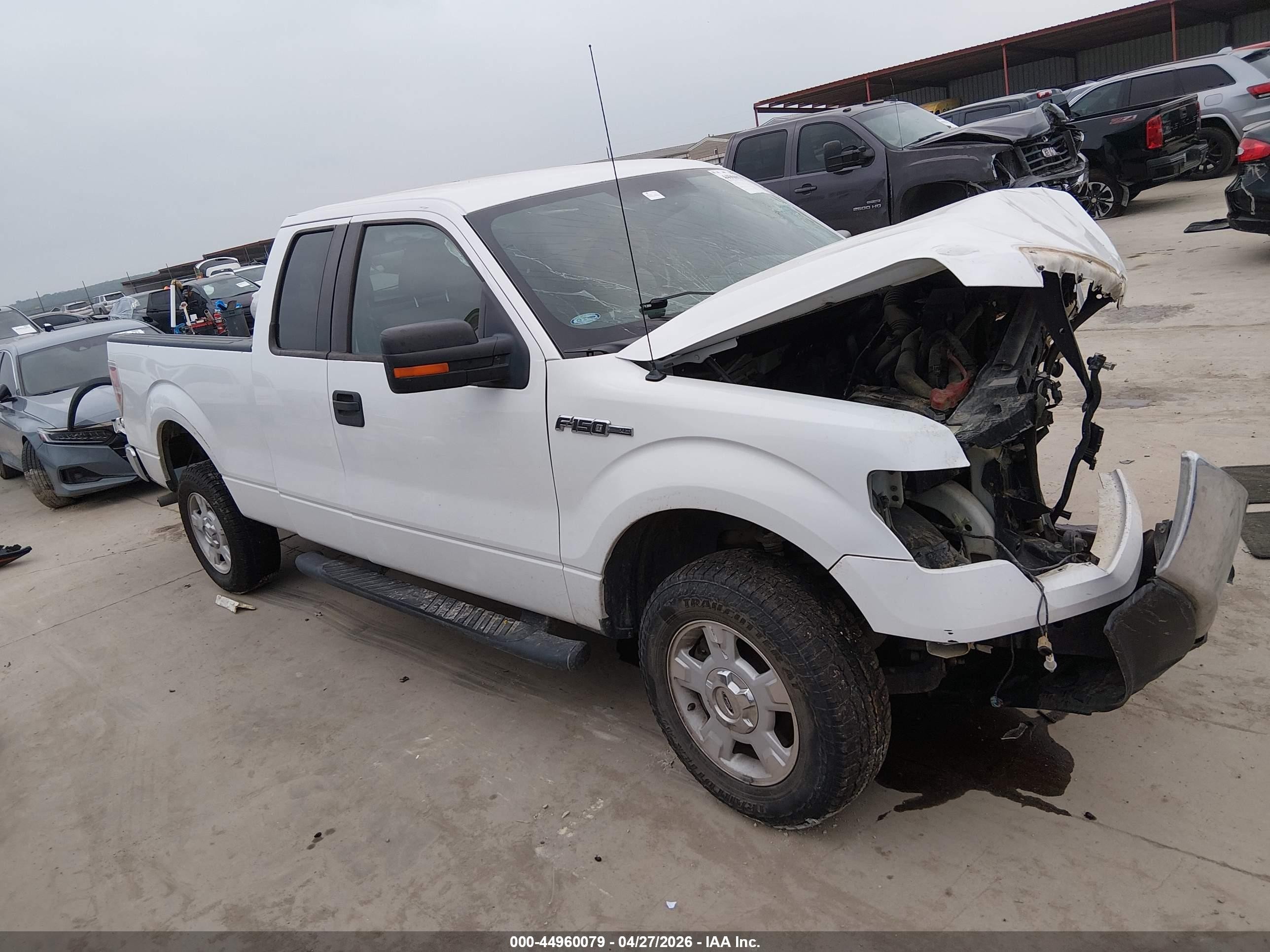 2010 Ford F-150 Xlt White vin: 1FTEX1C89AKA21234