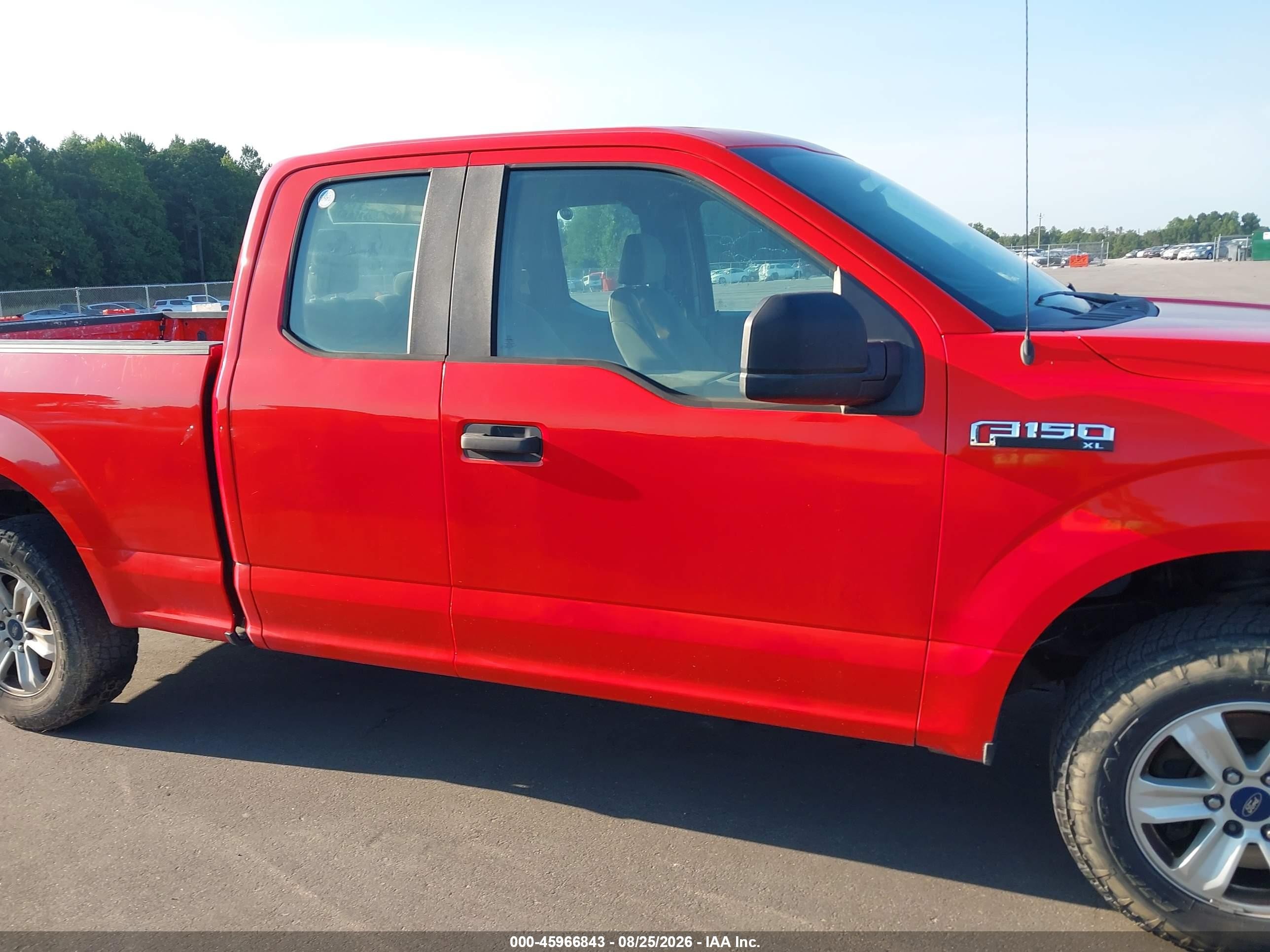 2015 Ford F-150 Xl Красный vin: 1FTEX1C89FKD71650