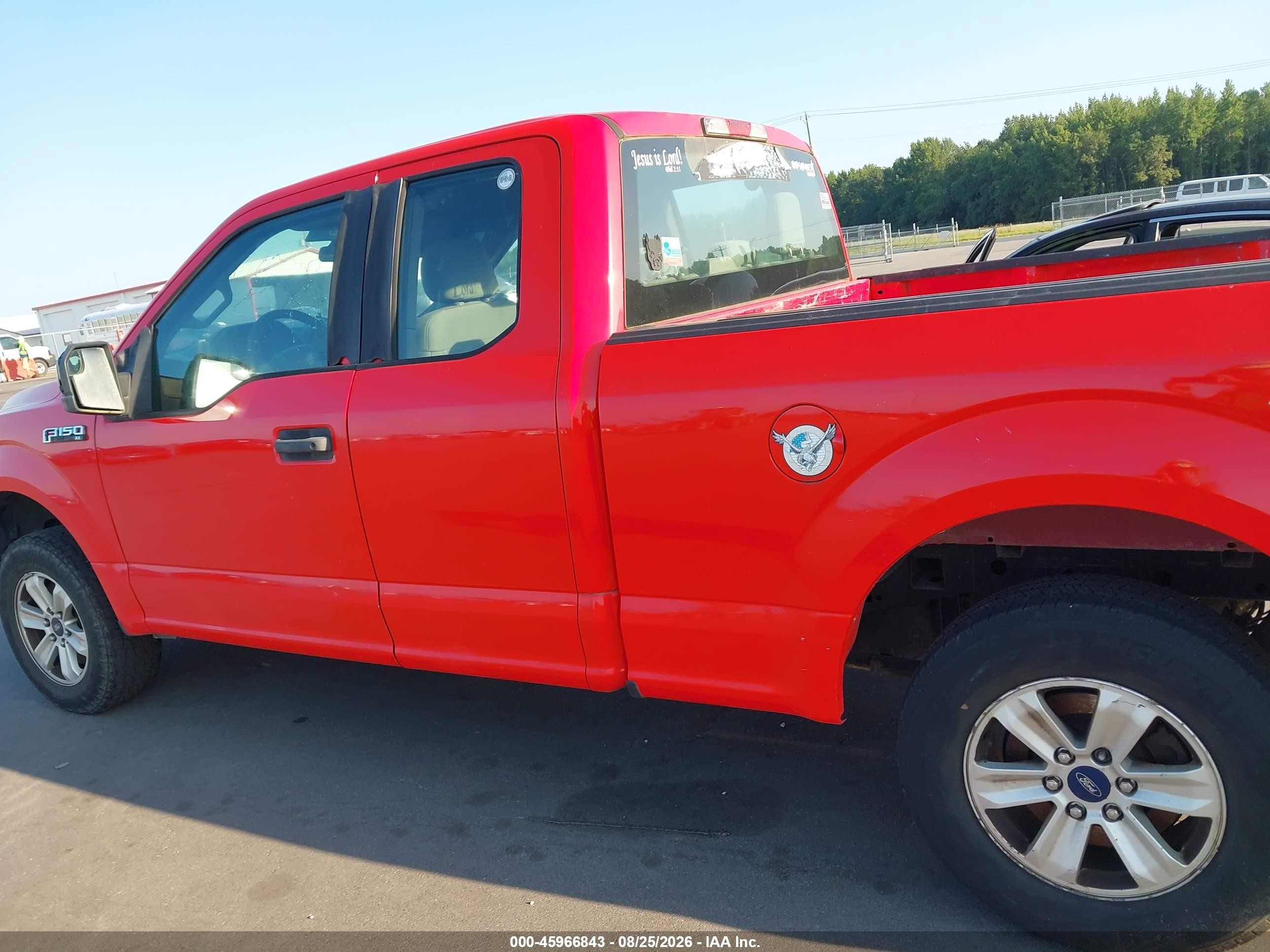 2015 Ford F-150 Xl Красный vin: 1FTEX1C89FKD71650