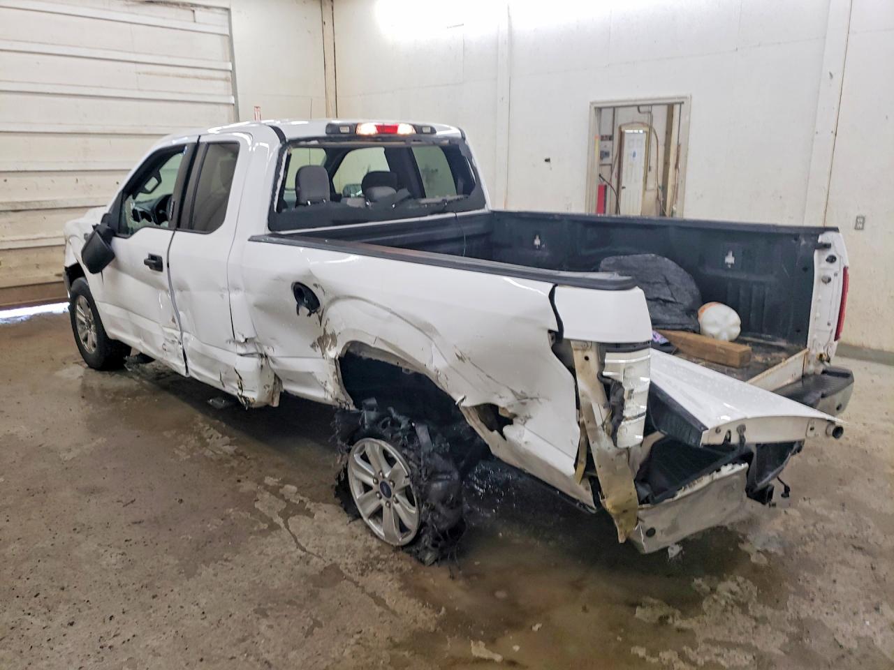 2019 Ford F150 Super Cab White vin: 1FTEX1CB0KKD64740