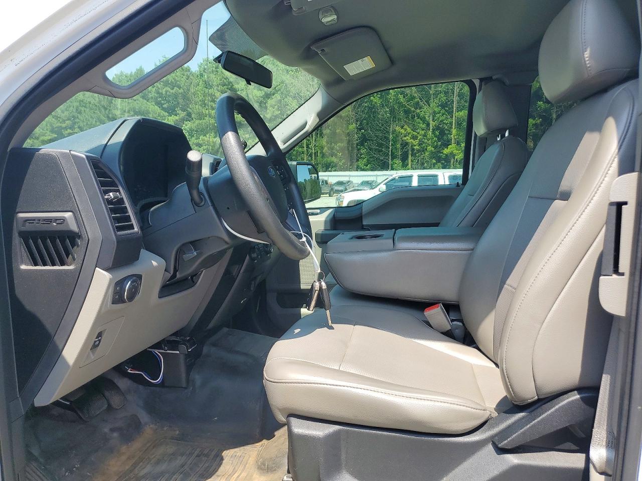 2018 Ford F150 Super Cab White vin: 1FTEX1CB6JFC59692