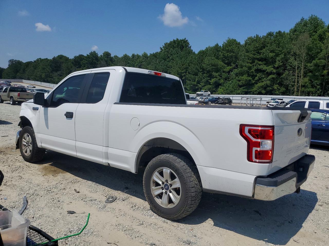 2018 Ford F150 Super Cab White vin: 1FTEX1CB6JFC59692