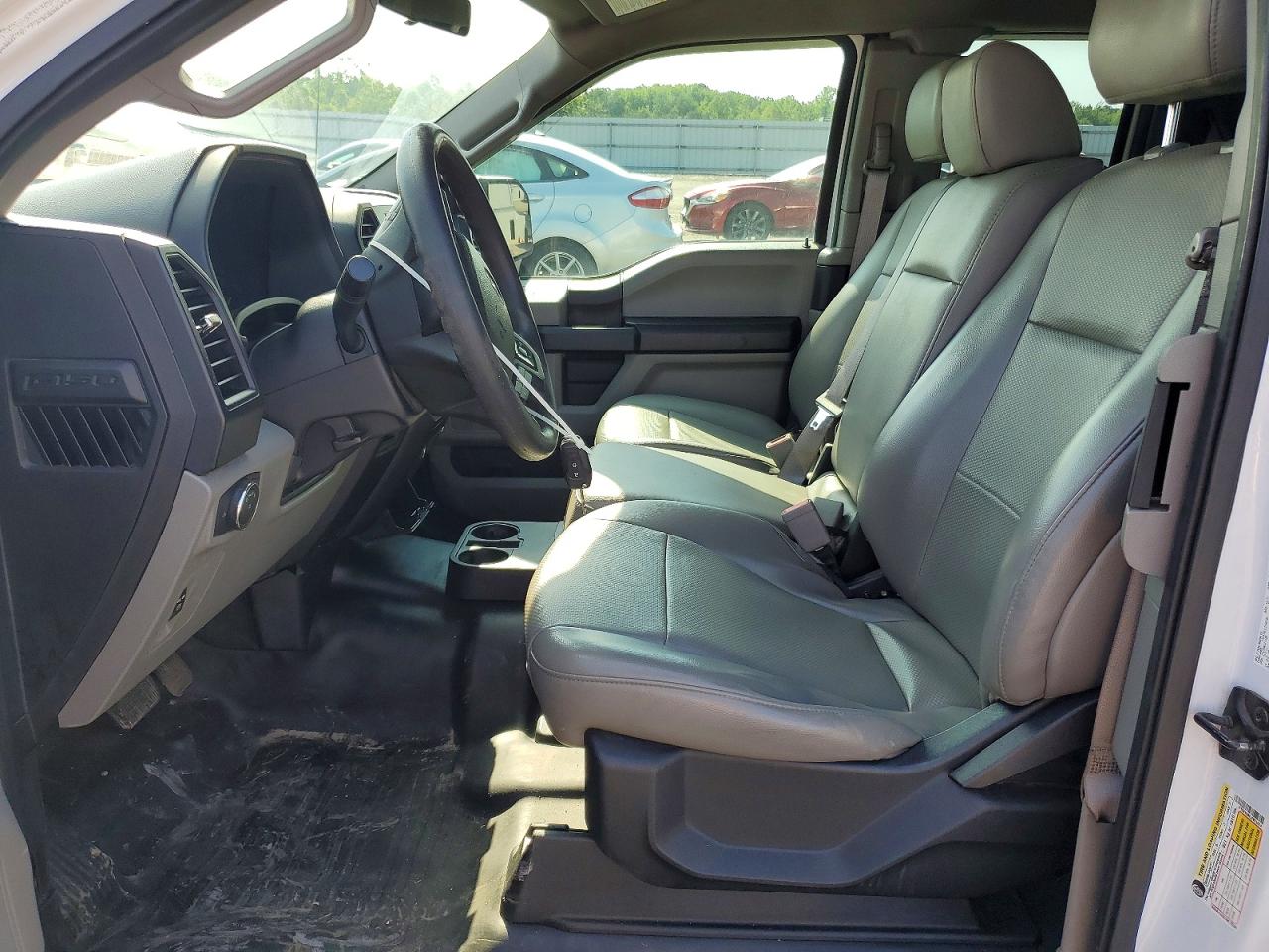 2018 Ford F150 Super Cab White vin: 1FTEX1CBXJFB73074
