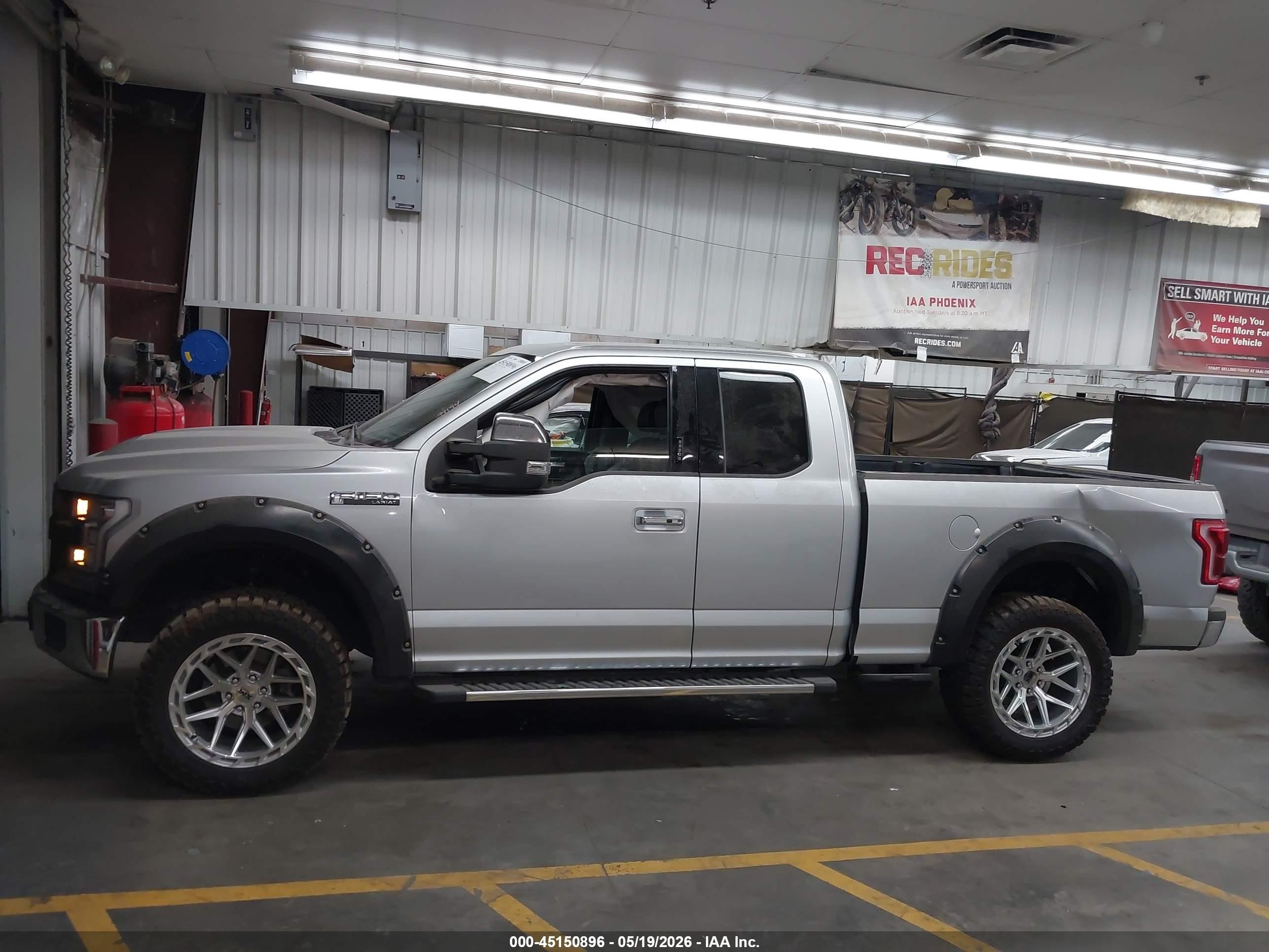 2015 Ford F-150 Lariat Gray vin: 1FTEX1CF1FKE66010