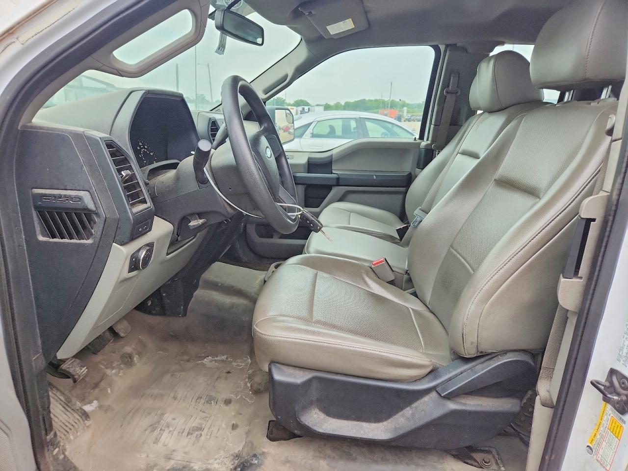 2015 Ford F150 Super Cab White vin: 1FTEX1CF5FKD21925