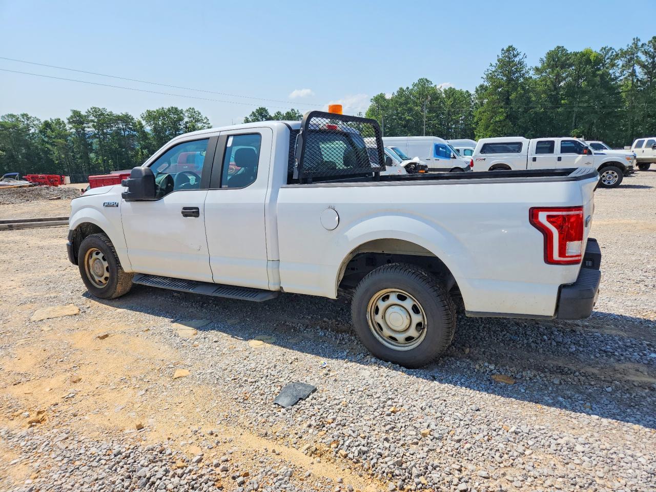 2015 Ford F150 Super Cab White vin: 1FTEX1CF6FKD50608