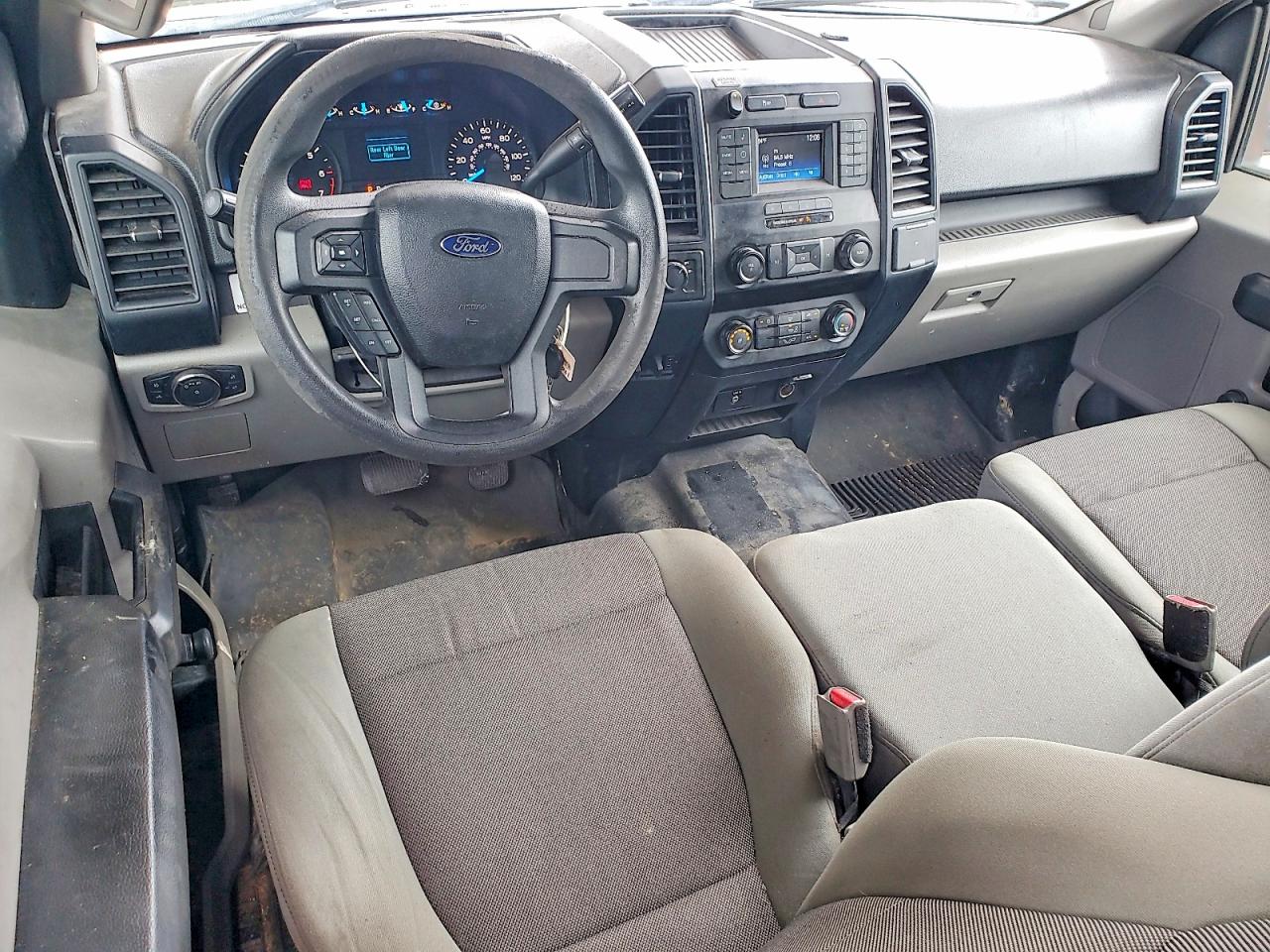 2015 Ford F150 Super Cab White vin: 1FTEX1CF6FKD50608