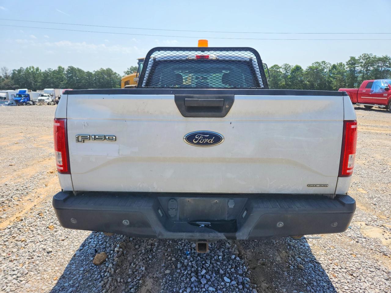 2015 Ford F150 Super Cab White vin: 1FTEX1CF6FKD50608