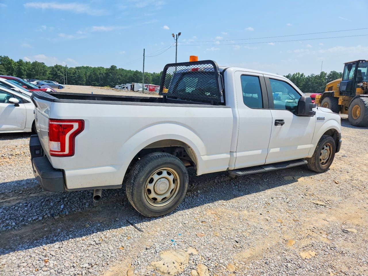 2015 Ford F150 Super Cab White vin: 1FTEX1CF6FKD50608