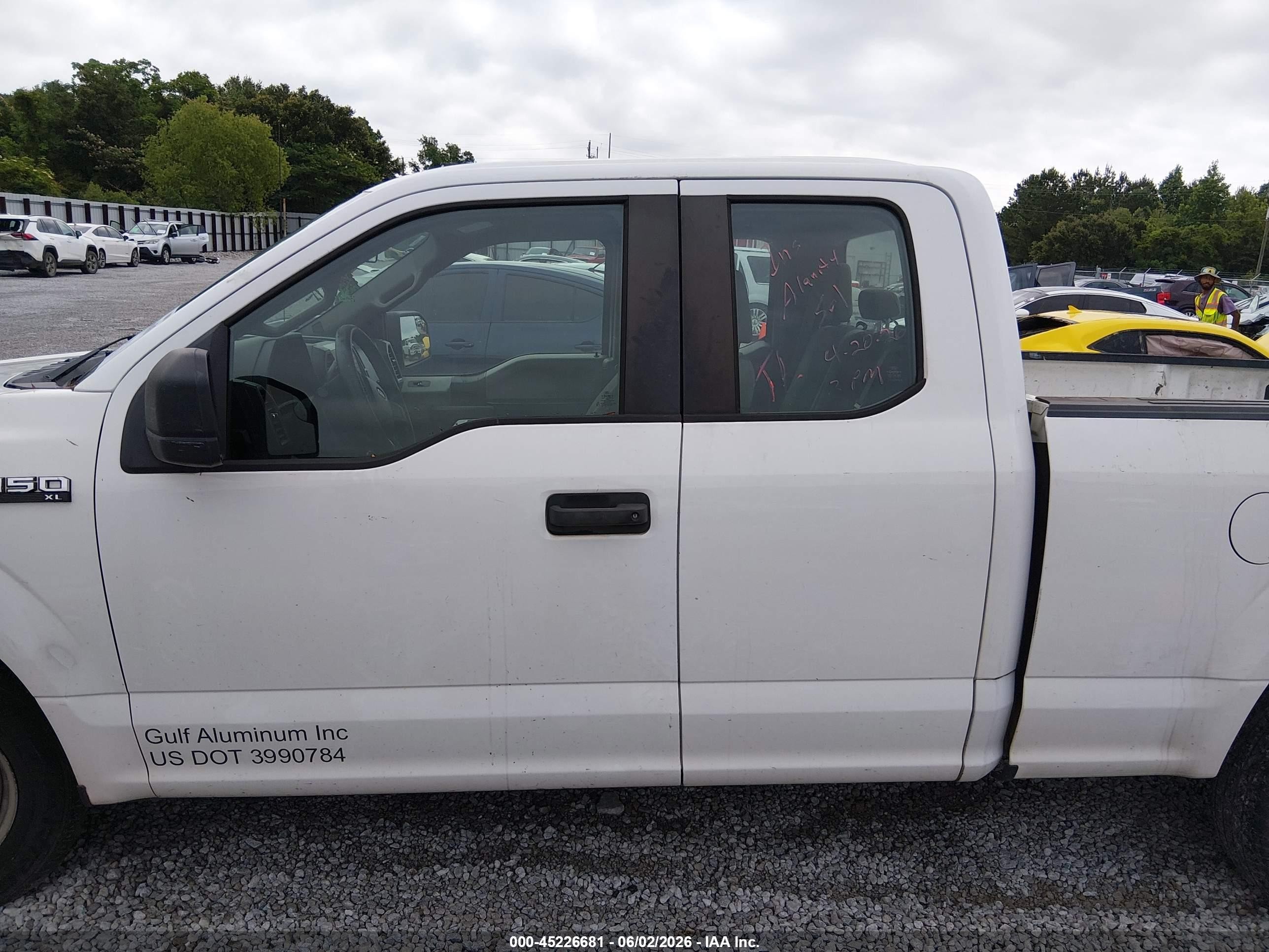 2015 Ford F-150 Xl Белый vin: 1FTEX1CF8FFB13644