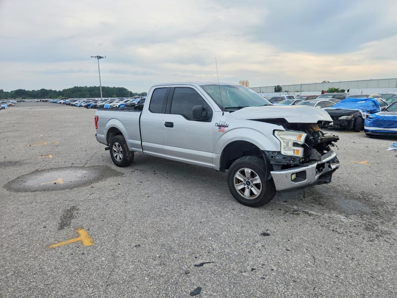 2015 Ford F150 Super Cab Silver vin: 1FTEX1CF8FKD21532