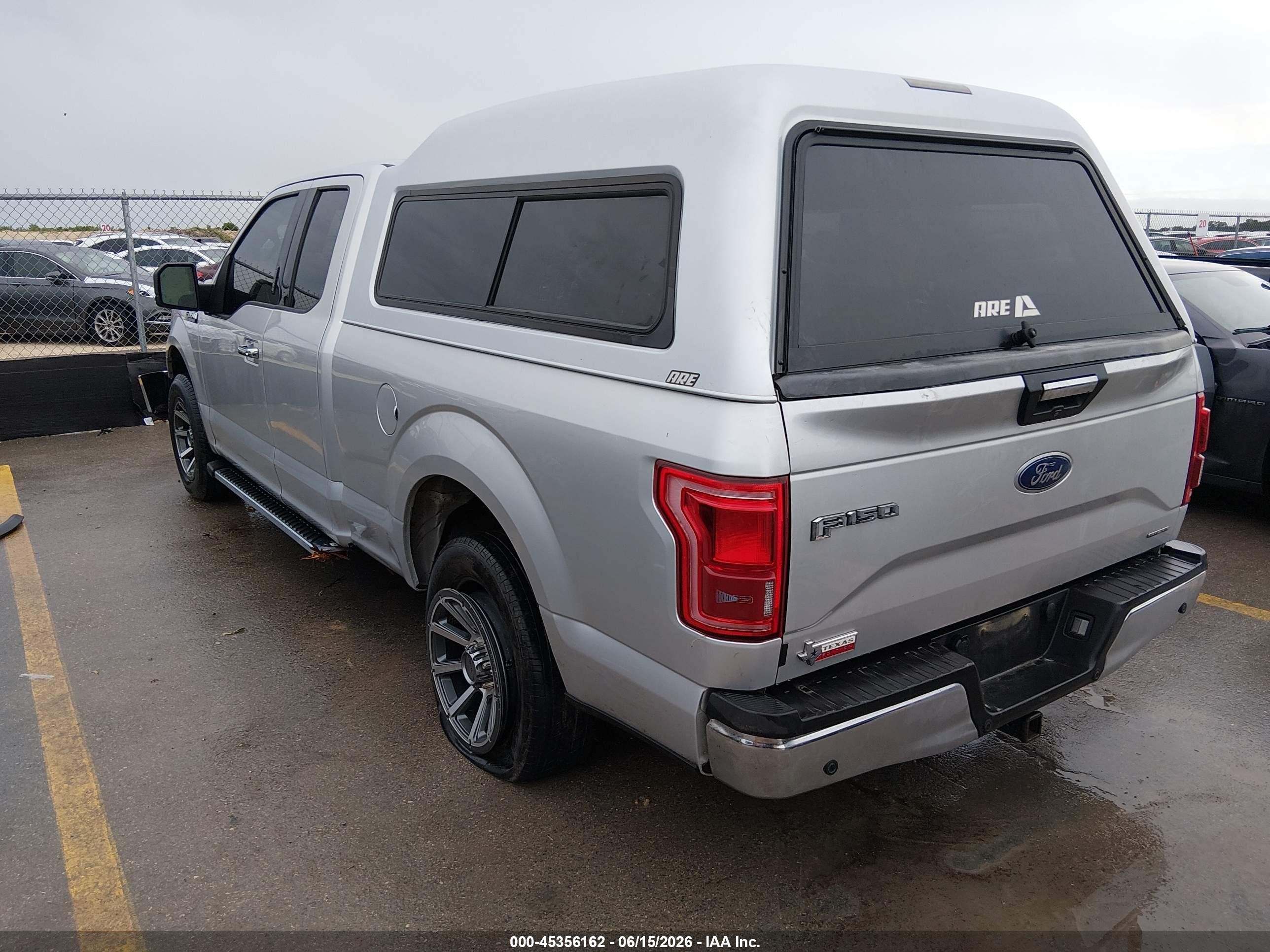 2015 Ford F-150 Xlt Серебряный vin: 1FTEX1CF8FKE28841