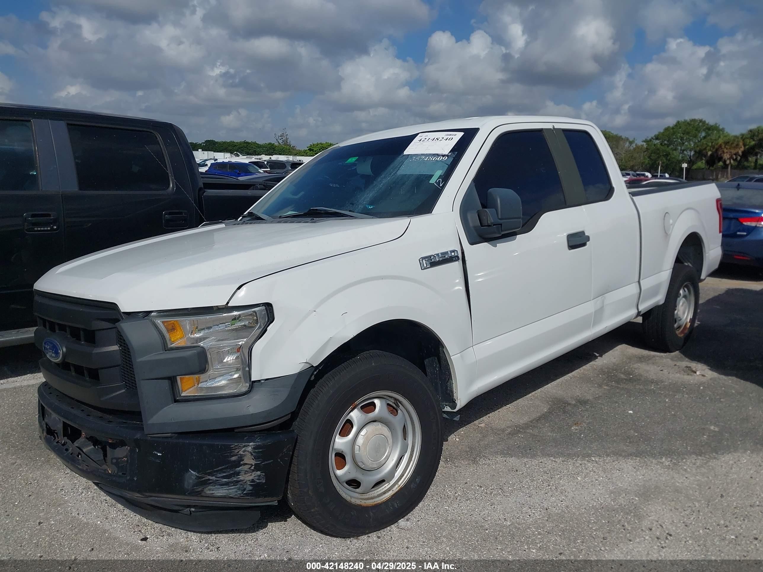 2015 Ford F-150 Xl White vin: 1FTEX1CF9FFB38827
