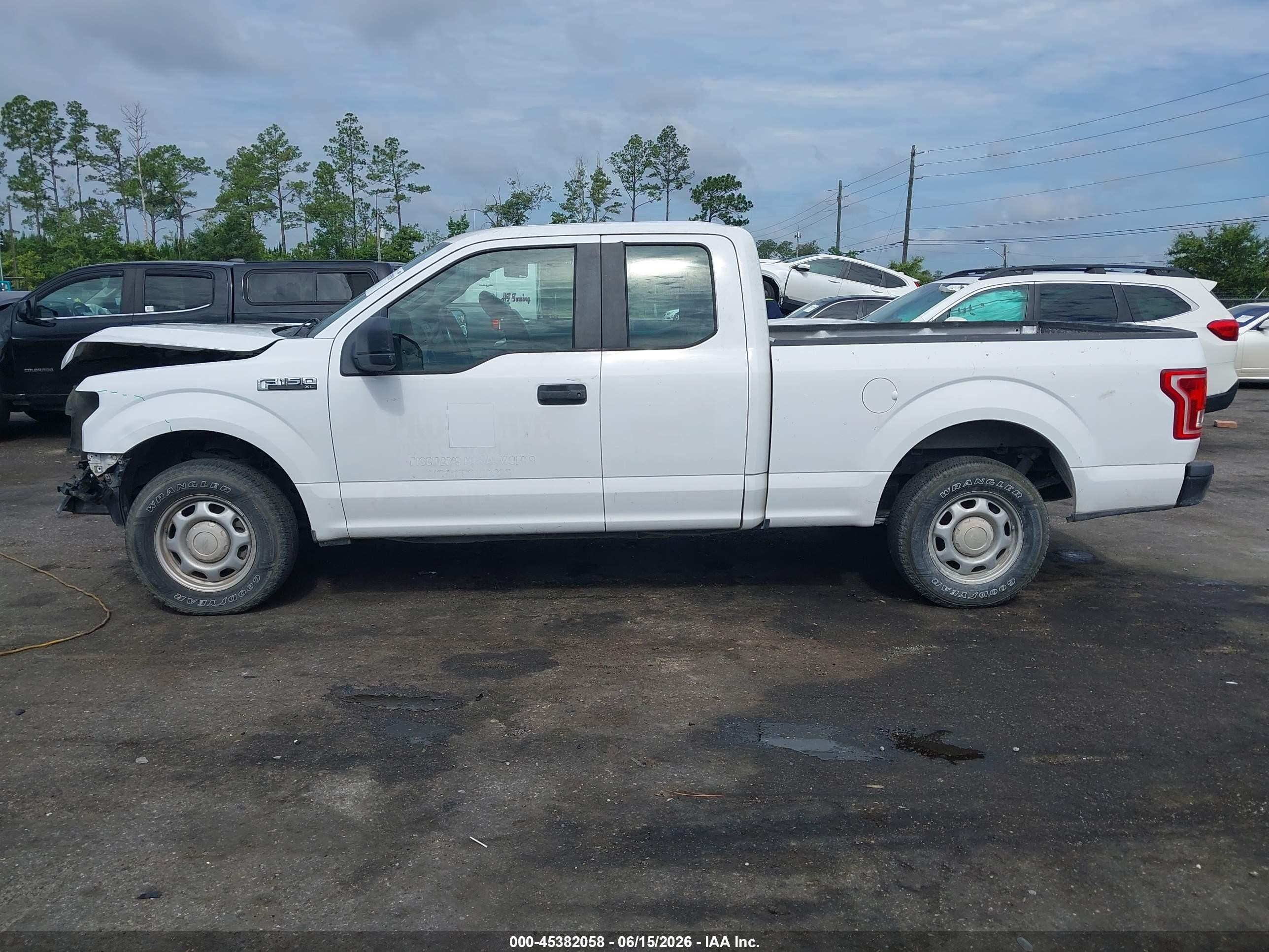 2015 Ford F-150 Xl White vin: 1FTEX1CF9FKE34888