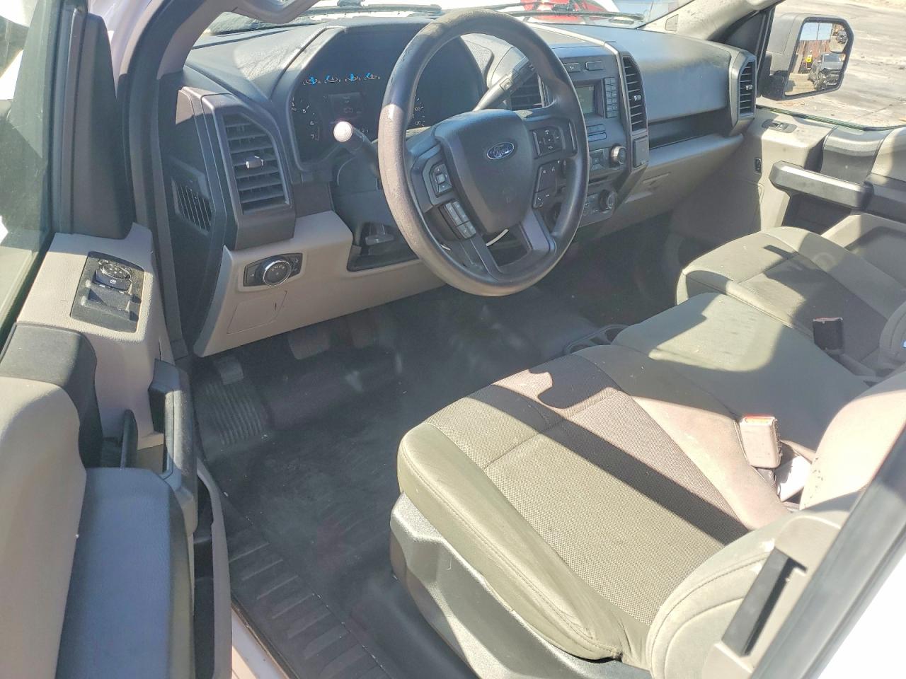2015 Ford F150 Super Cab White vin: 1FTEX1CG8FKF18306