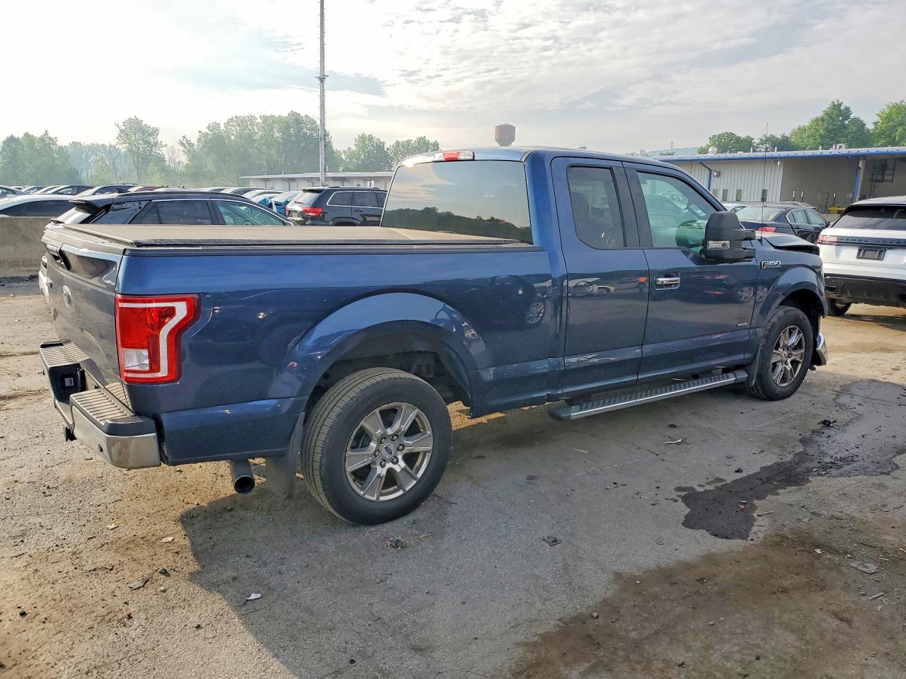 2015 Ford F150 Super Cab Blue vin: 1FTEX1CG9FKE35189