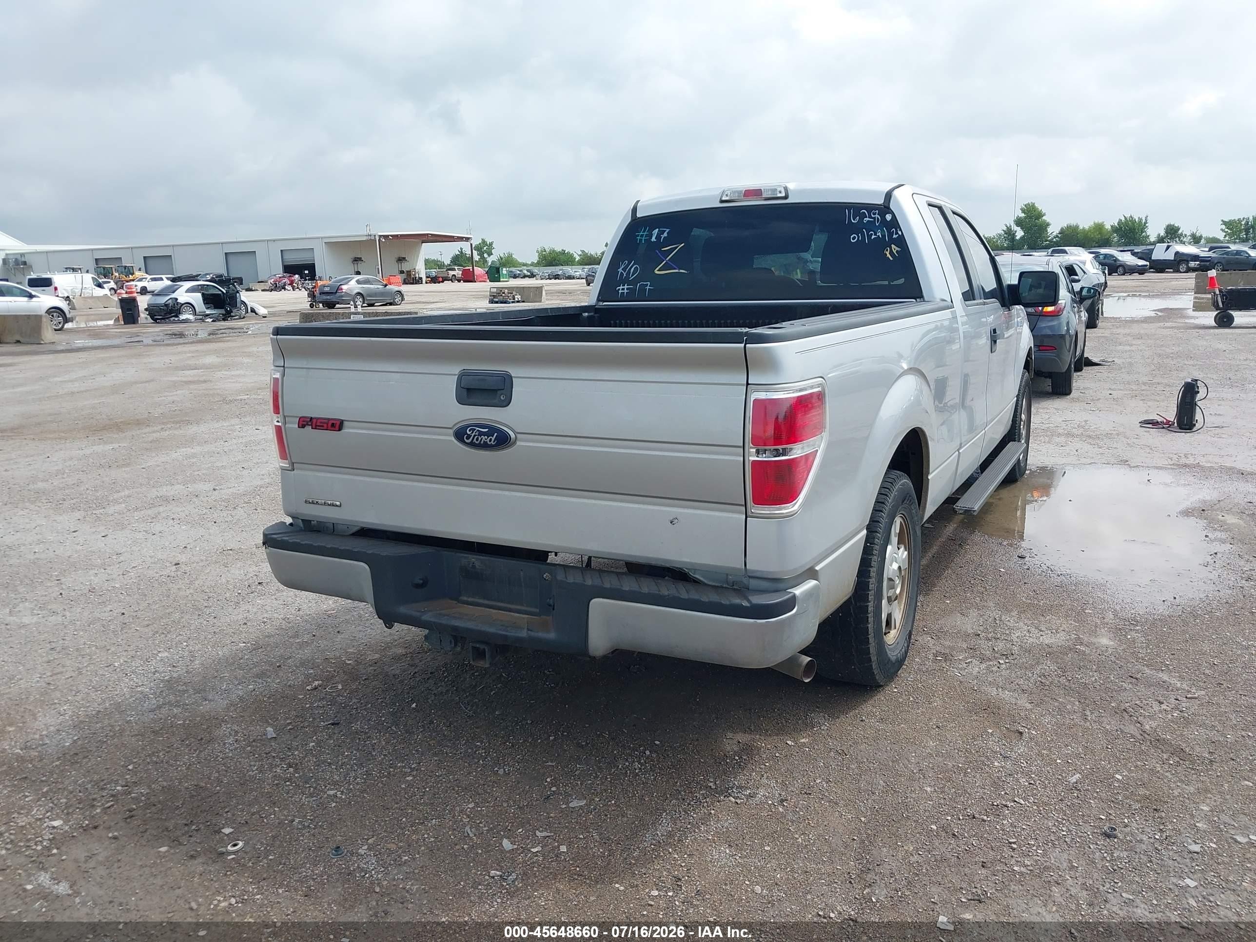2013 Ford F-150 Xlt Silver vin: 1FTEX1CM0DFC94704