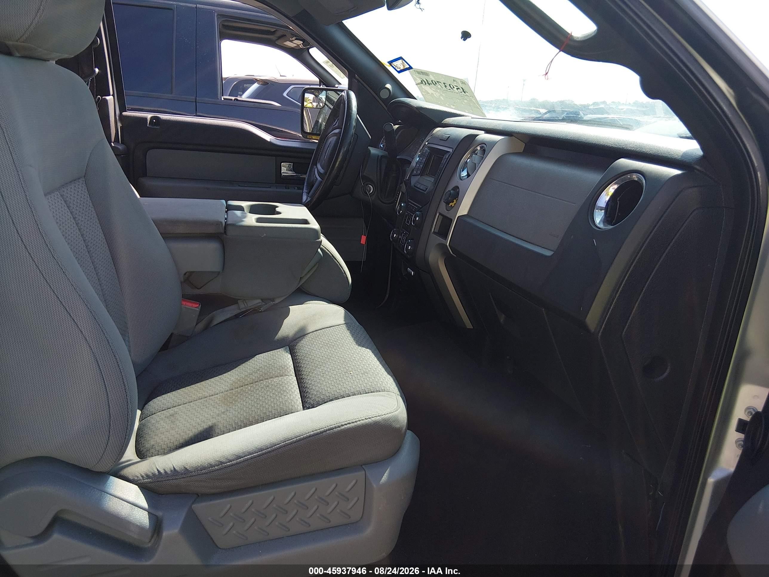 2013 Ford F-150 Xlt Silver vin: 1FTEX1CM0DKG47658