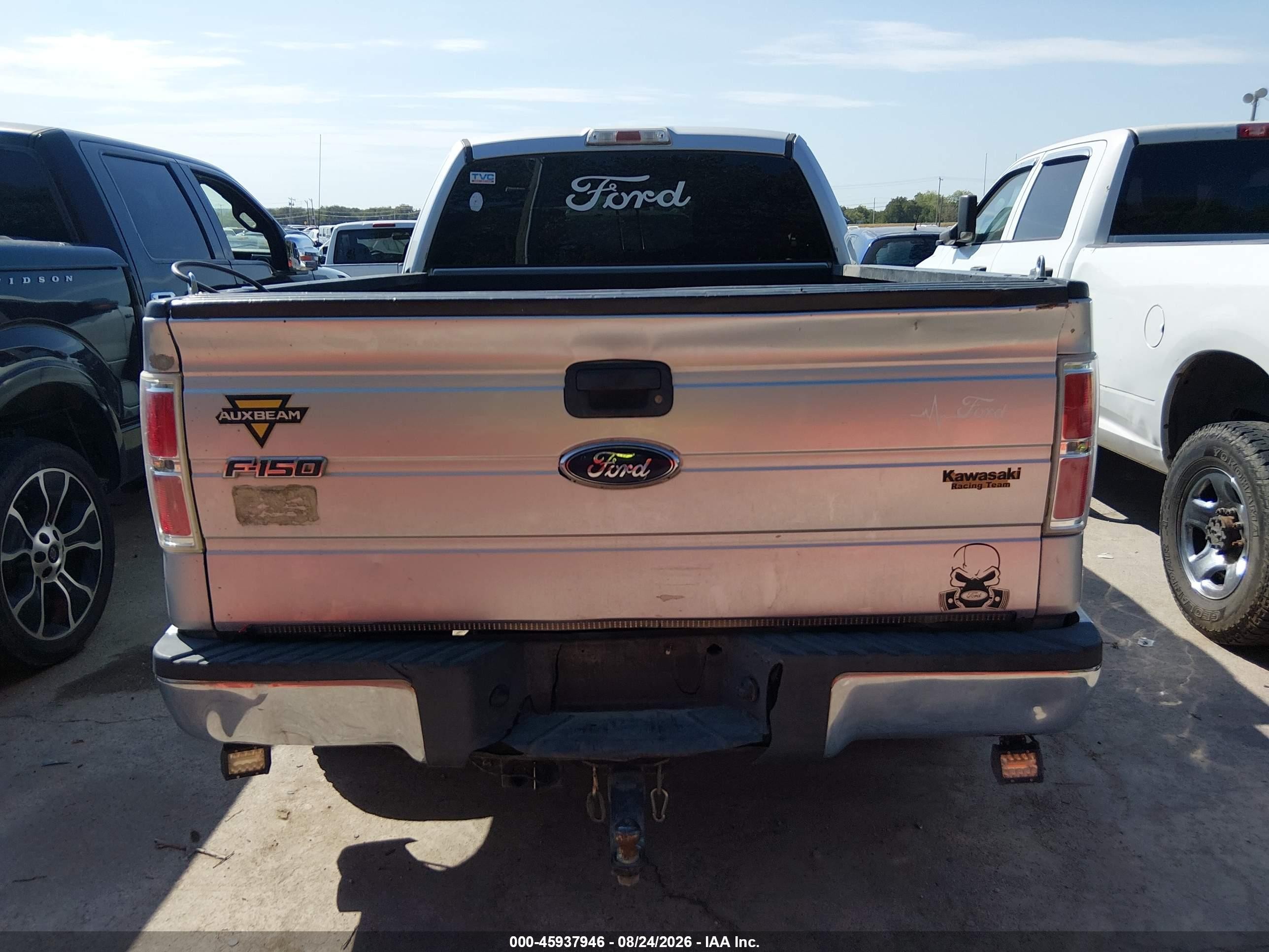 2013 Ford F-150 Xlt Silver vin: 1FTEX1CM0DKG47658