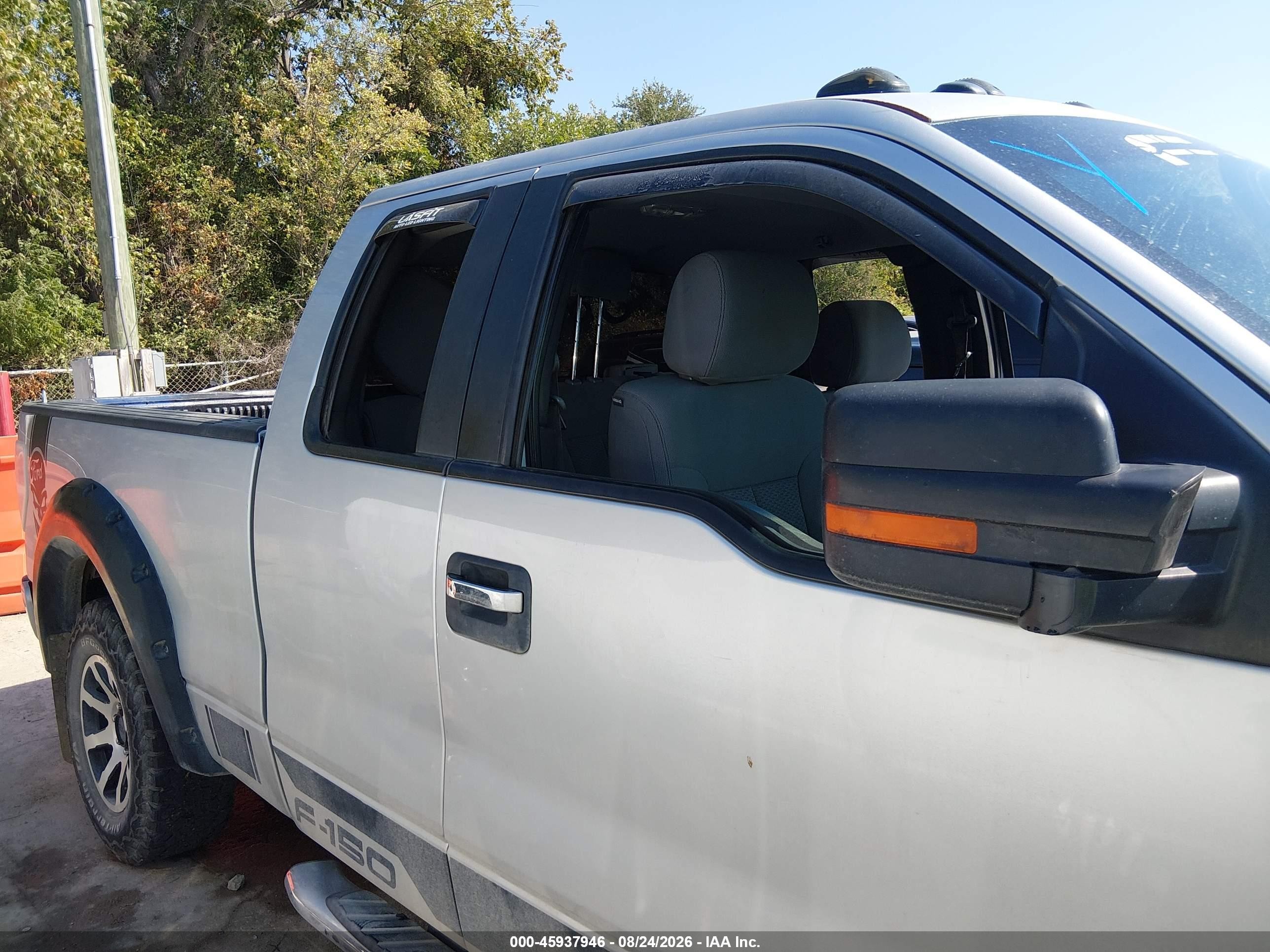 2013 Ford F-150 Xlt Silver vin: 1FTEX1CM0DKG47658