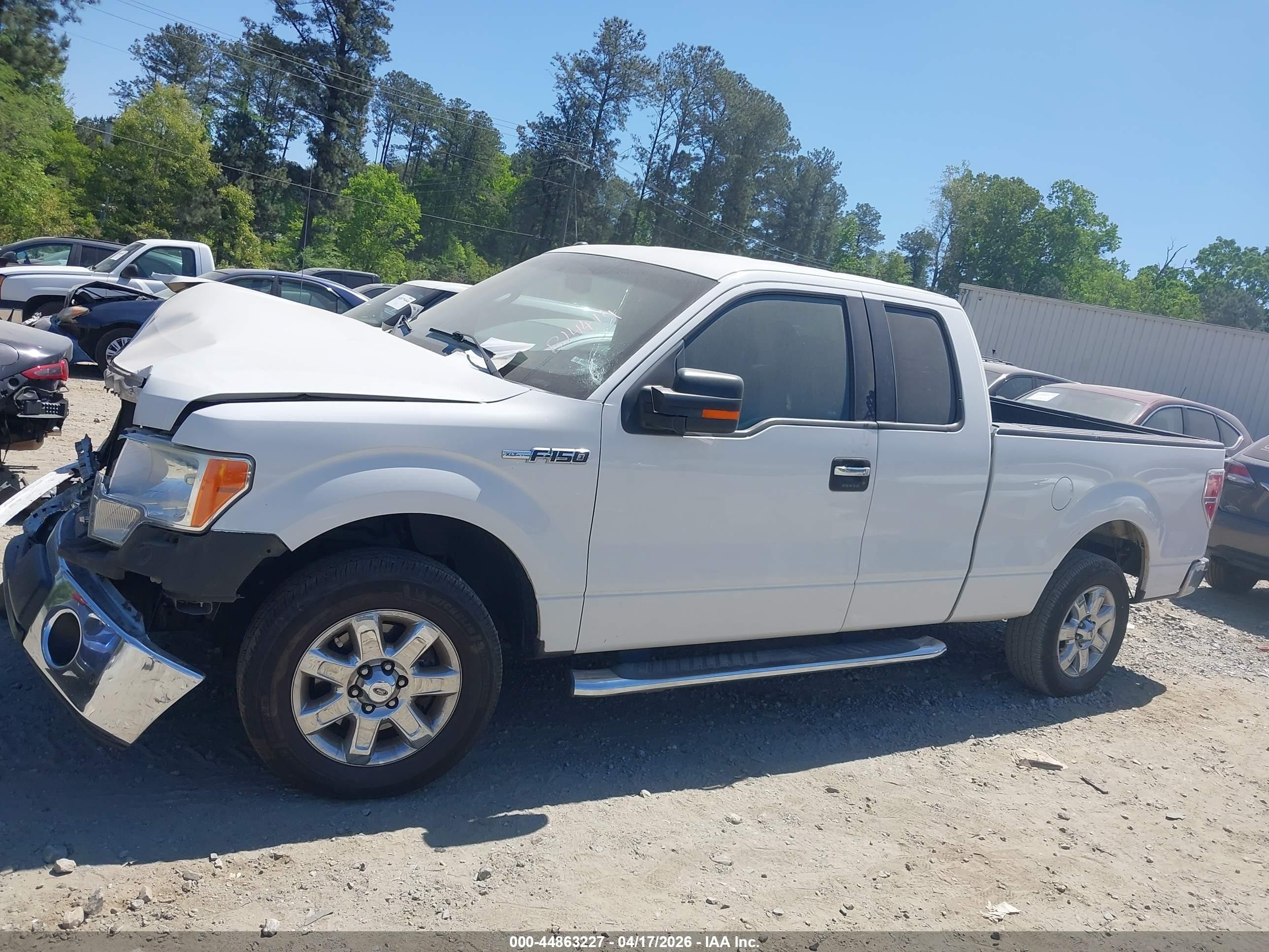 2014 Ford F-150 Xlt White vin: 1FTEX1CM0EFB14414