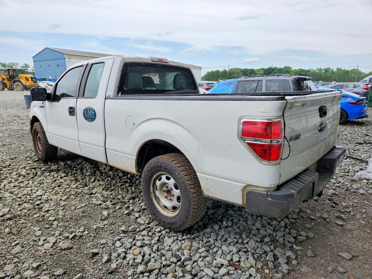 2014 Ford F150 Super Cab White vin: 1FTEX1CM0EKG06903