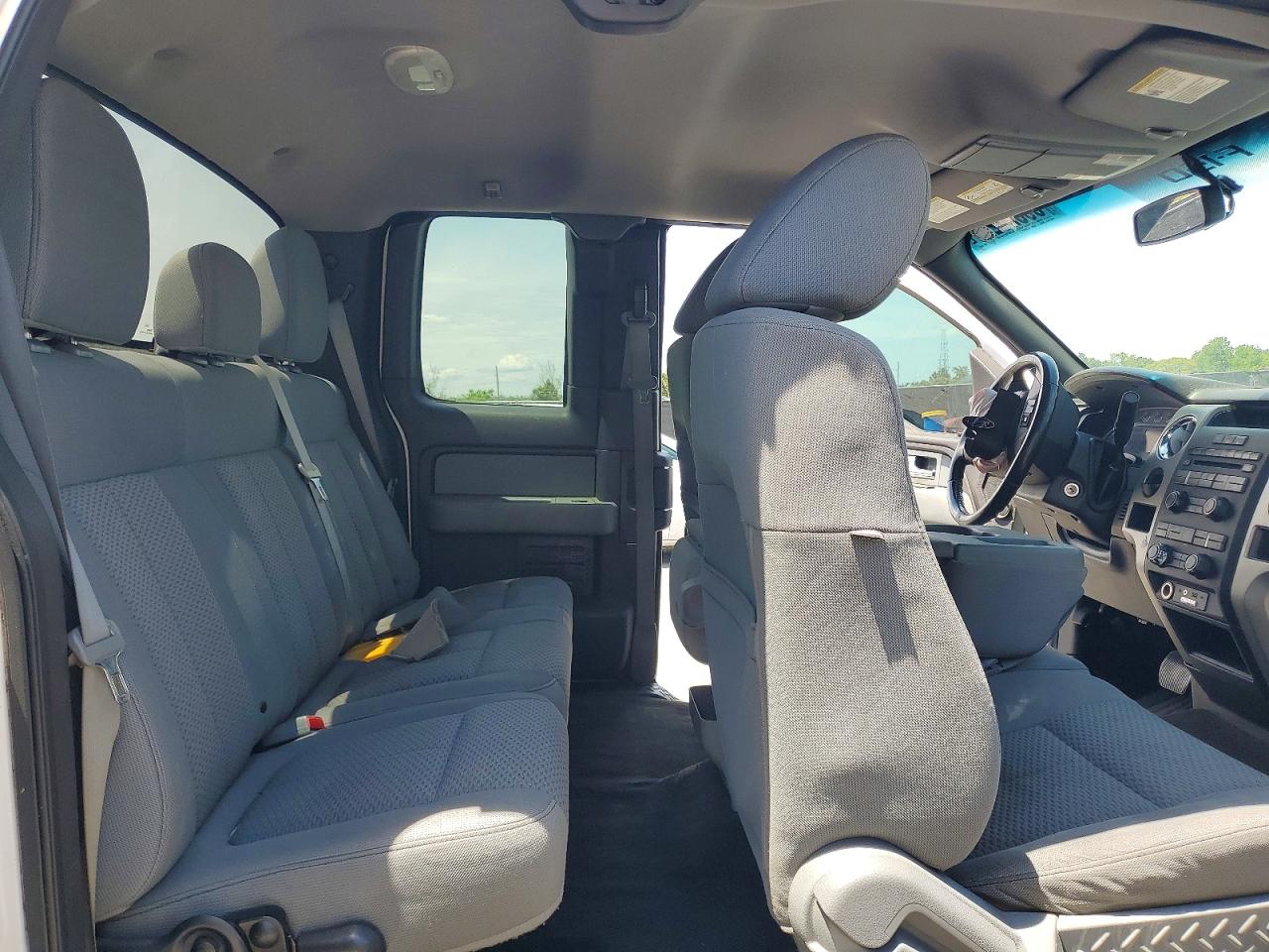 2011 Ford F150 Super Cab White vin: 1FTEX1CM1BFA48757