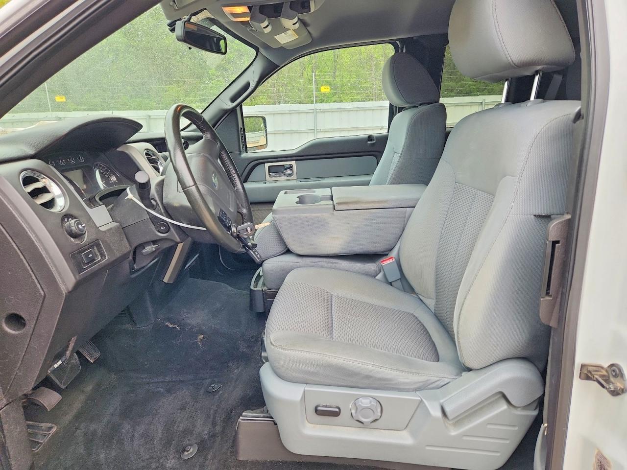 2011 Ford F150 Super Cab White vin: 1FTEX1CM1BFC70084