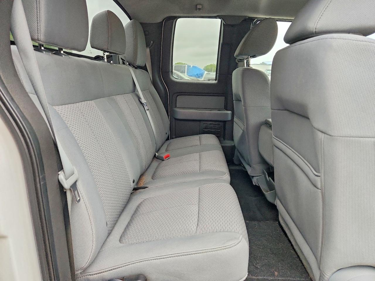2011 Ford F150 Super Cab White vin: 1FTEX1CM1BFC70084