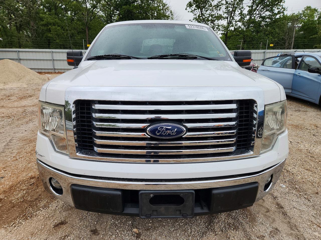 2011 Ford F150 Super Cab White vin: 1FTEX1CM1BFC70084