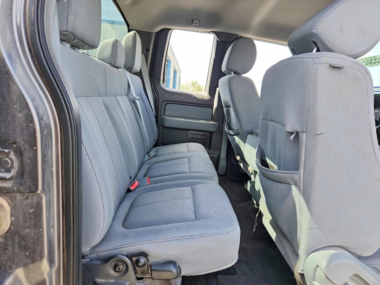 2013 Ford F150 Super Cab Gray vin: 1FTEX1CM1DFE05048