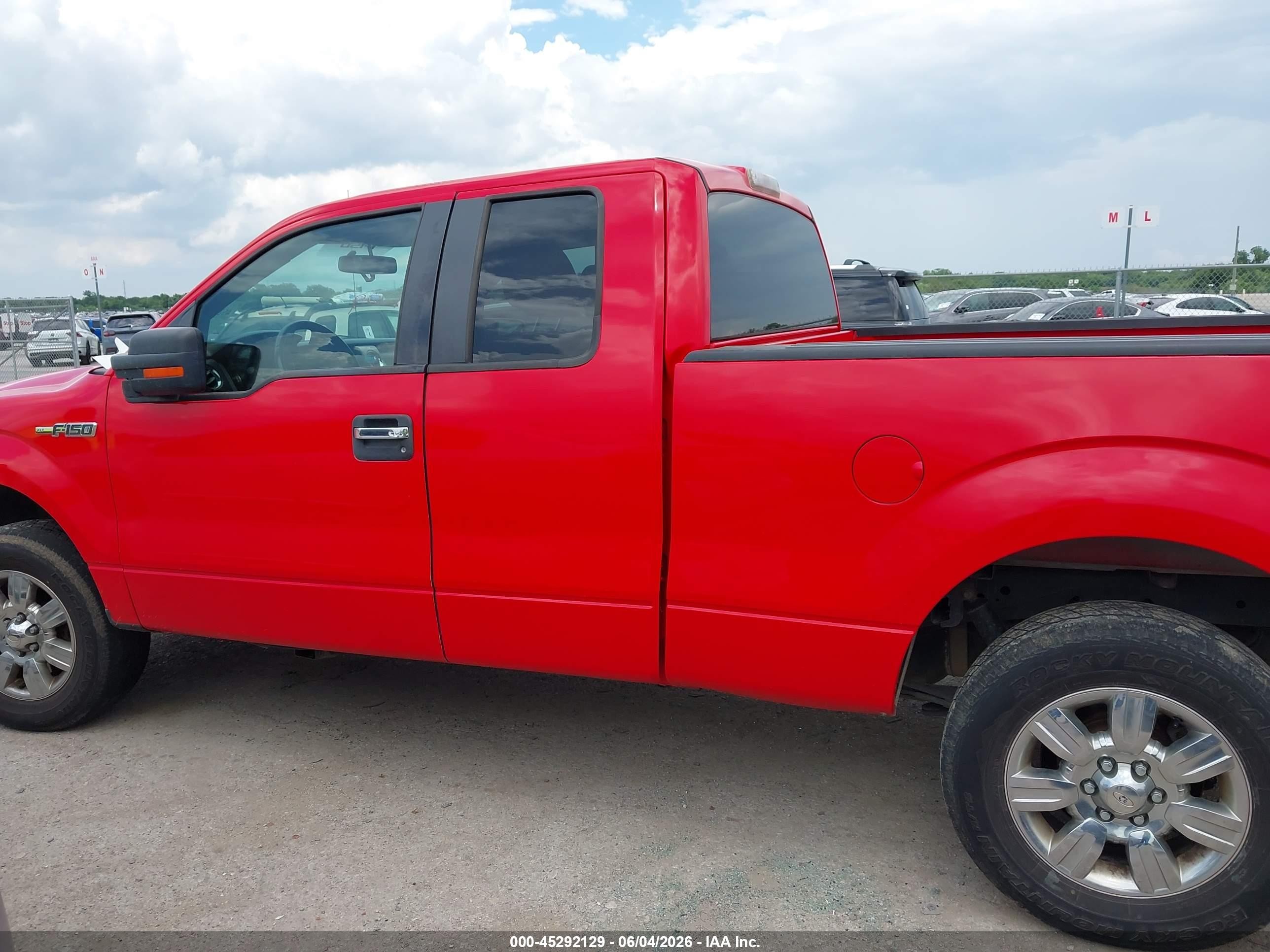 2011 Ford F-150 Xlt Red vin: 1FTEX1CM2BFA50274