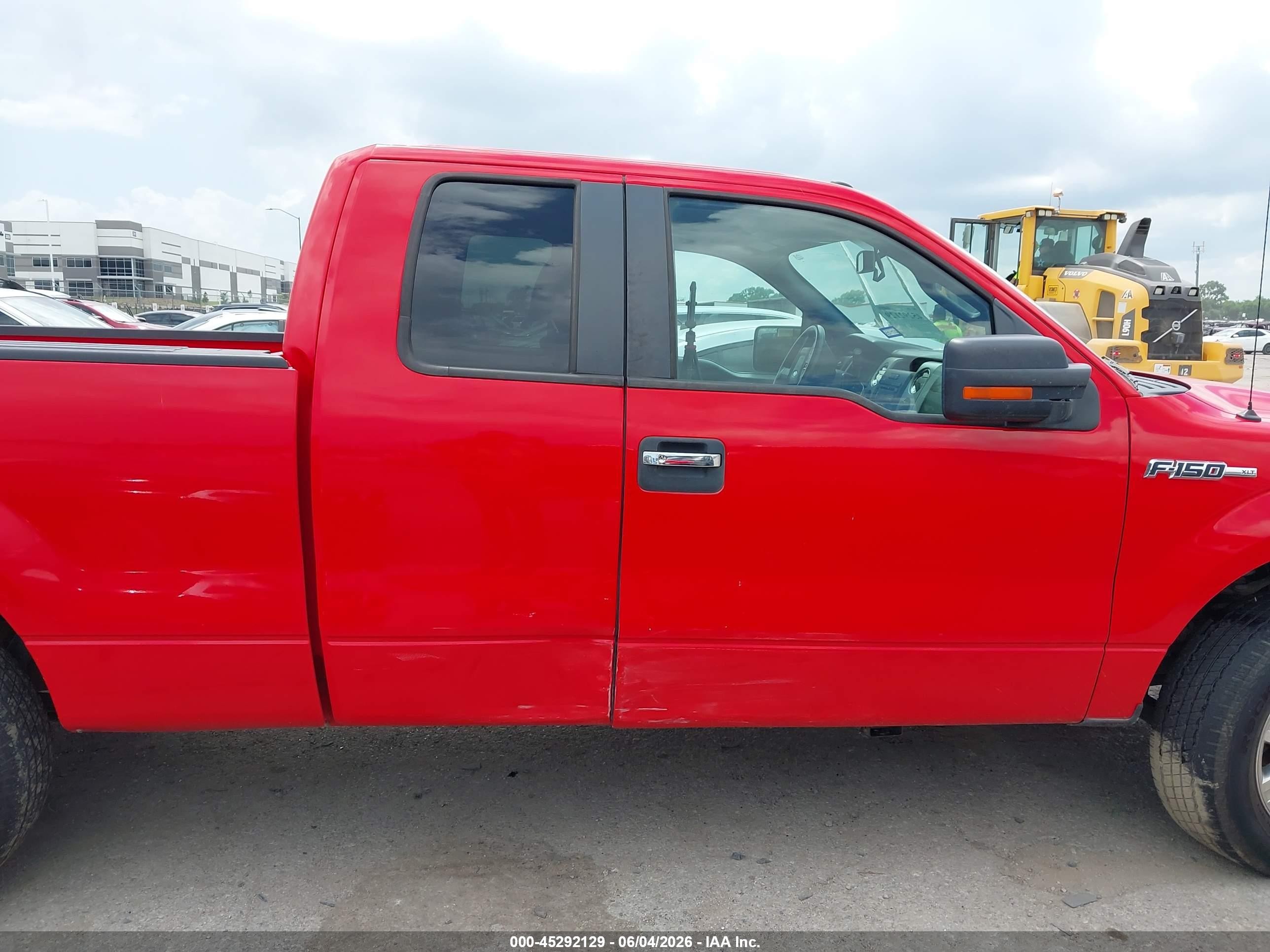 2011 Ford F-150 Xlt Red vin: 1FTEX1CM2BFA50274