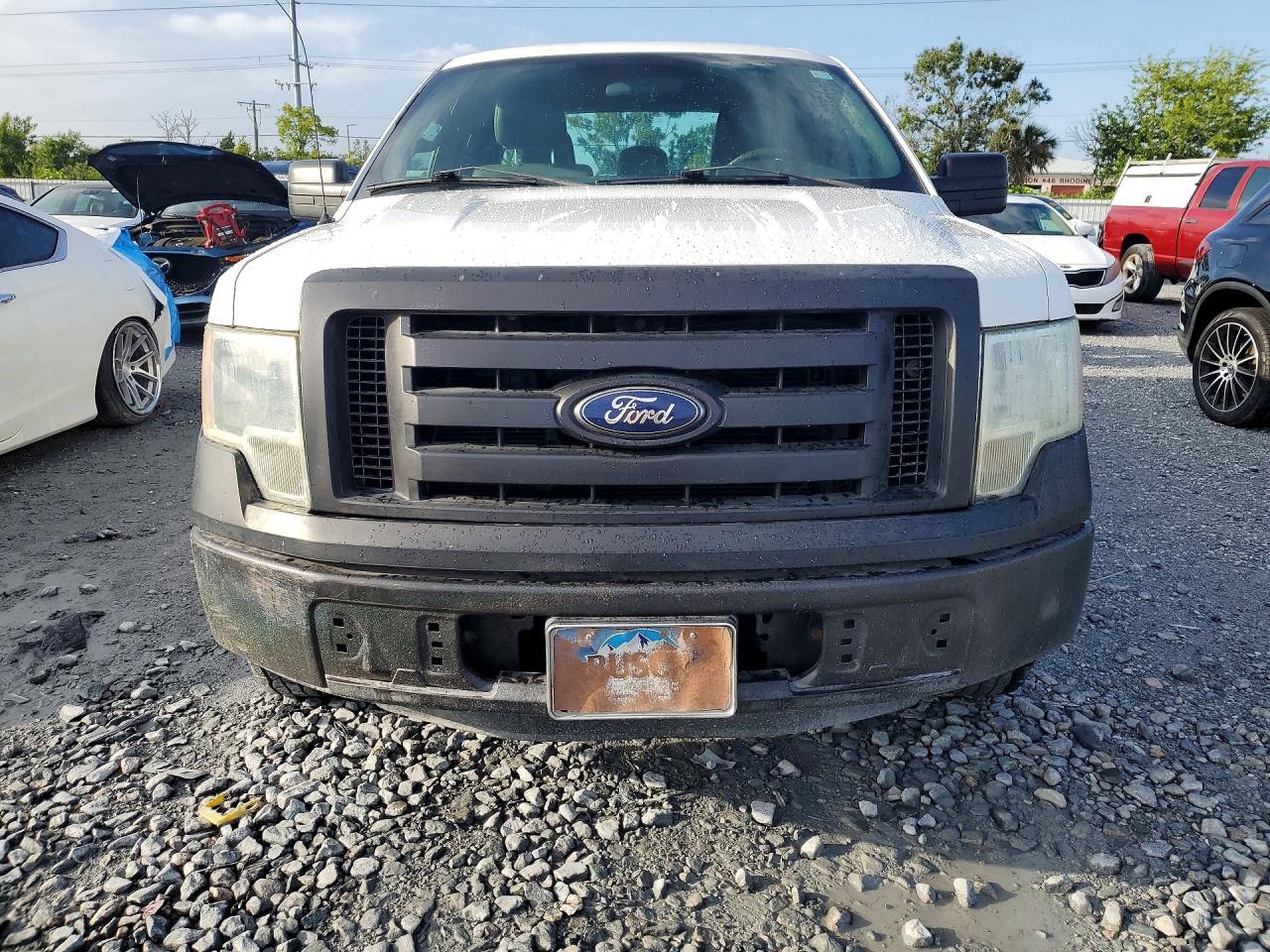 2012 Ford F150 Super Cab White vin: 1FTEX1CM2CFB36802