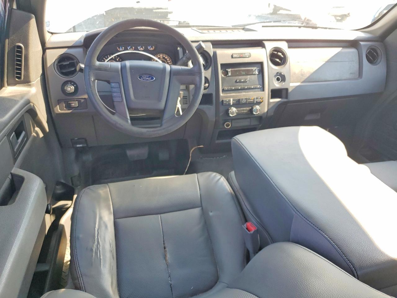 2012 Ford F150 Super Cab White vin: 1FTEX1CM2CFB36802