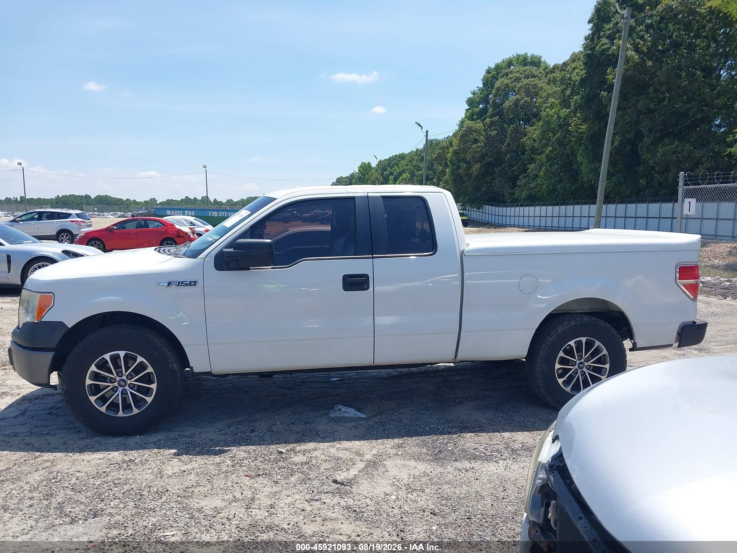 2013 Ford F-150 Xl White vin: 1FTEX1CM2DFA20047