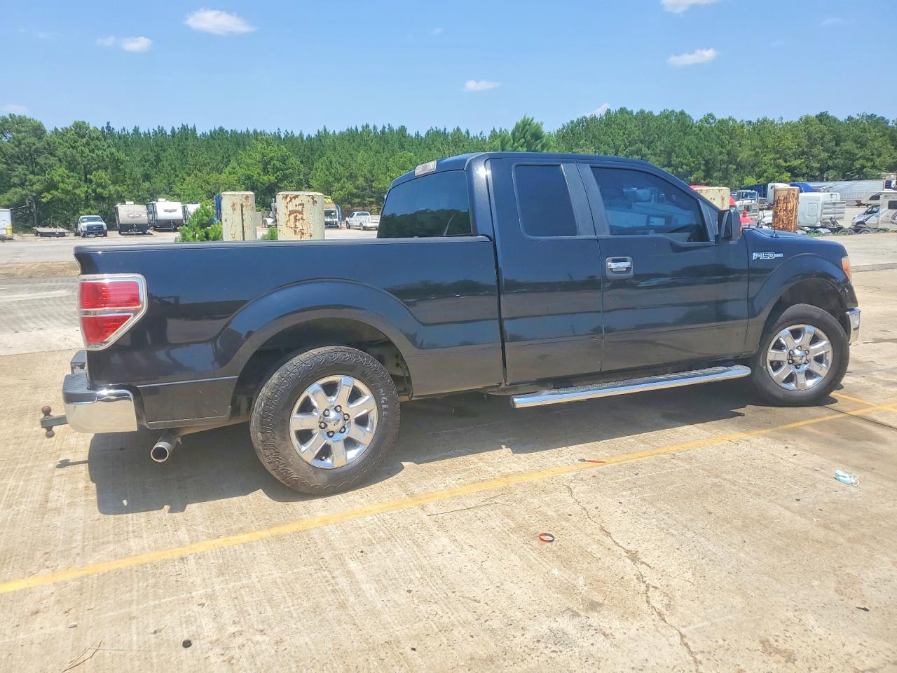 2013 Ford F150 Super Cab Black vin: 1FTEX1CM2DFD44597