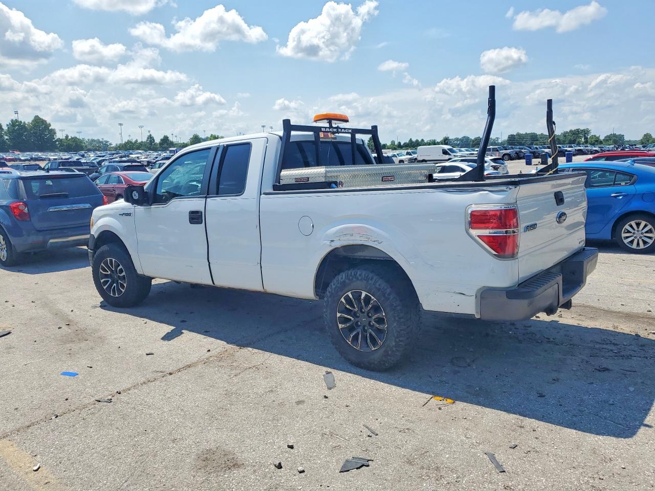 2014 Ford F150 Super Cab Белый vin: 1FTEX1CM2EFA44477