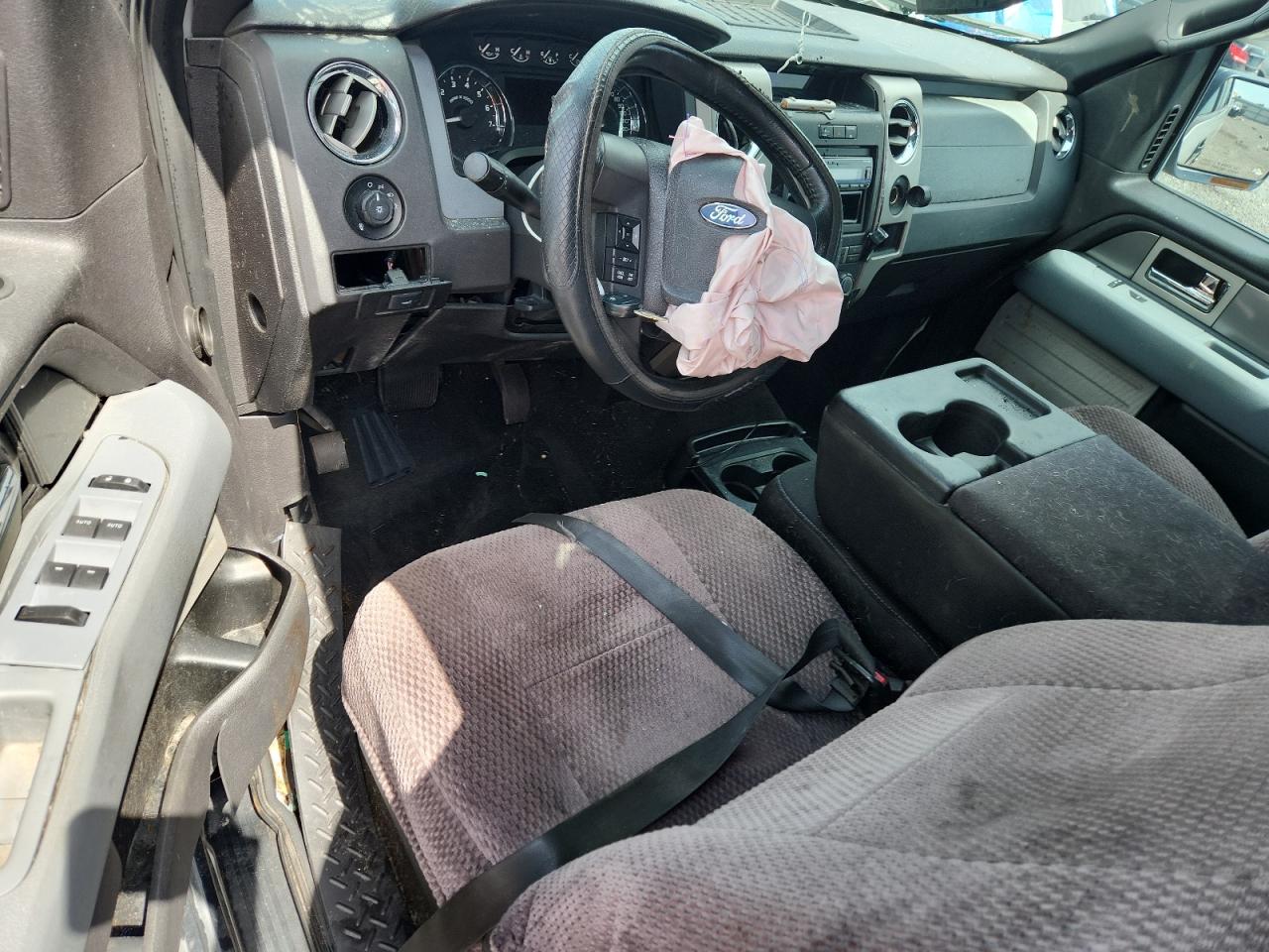 2011 Ford F150 Super Cab White vin: 1FTEX1CM3BFA24735