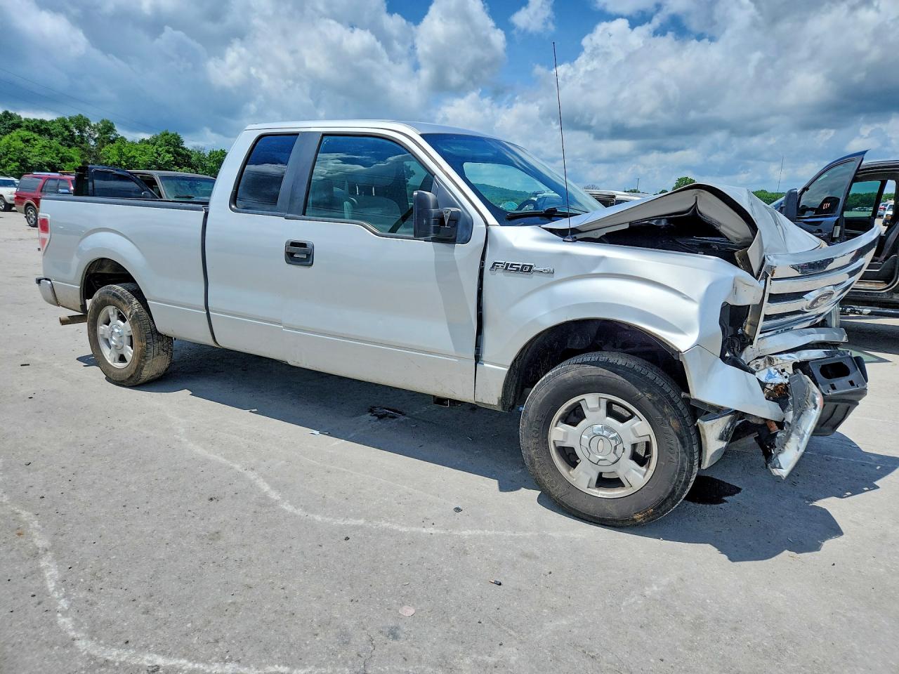 2011 Ford F150 Super Cab Gray vin: 1FTEX1CM3BFC69826