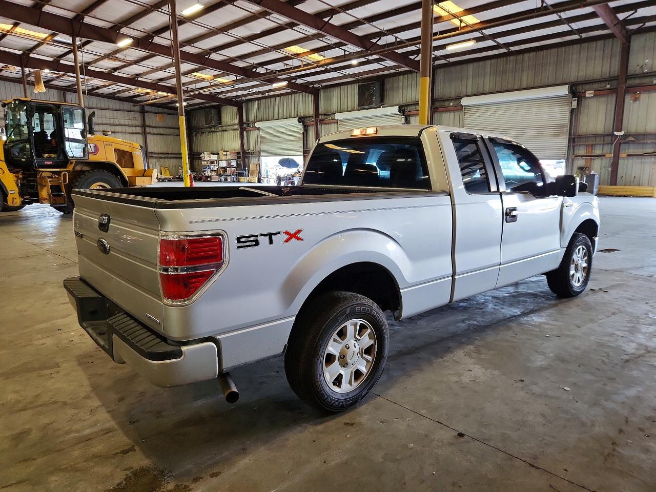 2012 Ford F150 Super Cab Silver vin: 1FTEX1CM3CKE04859