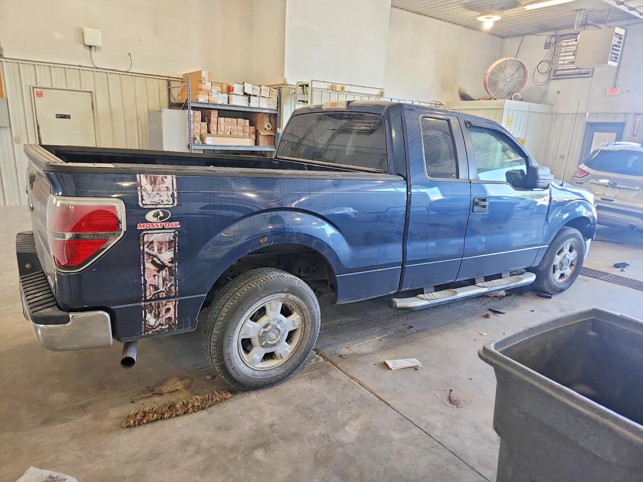 2013 Ford F150 Super Cab Blue vin: 1FTEX1CM3DFB35403